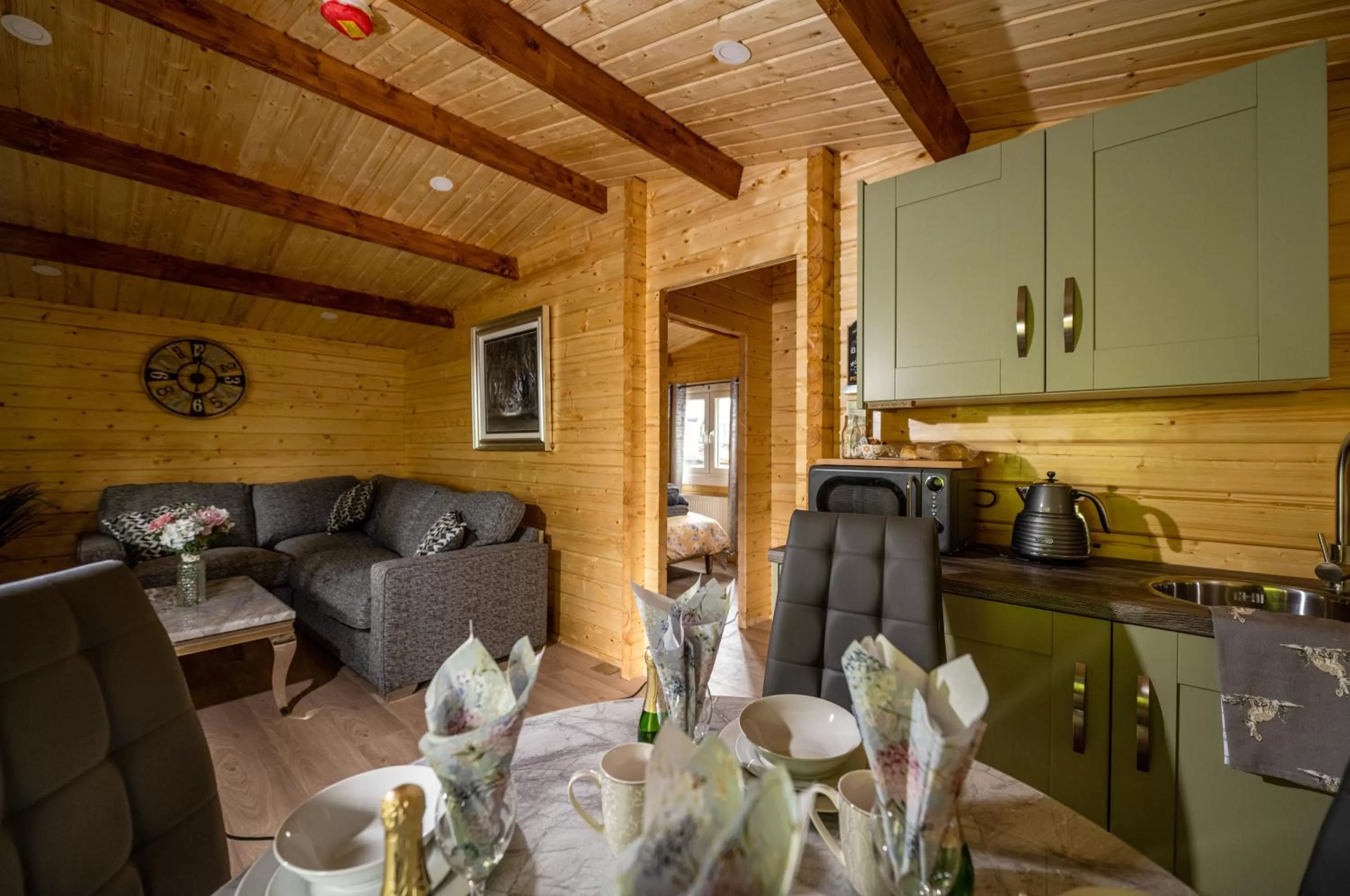 Kitchen or kitchenette in Kintala Resort & Spa