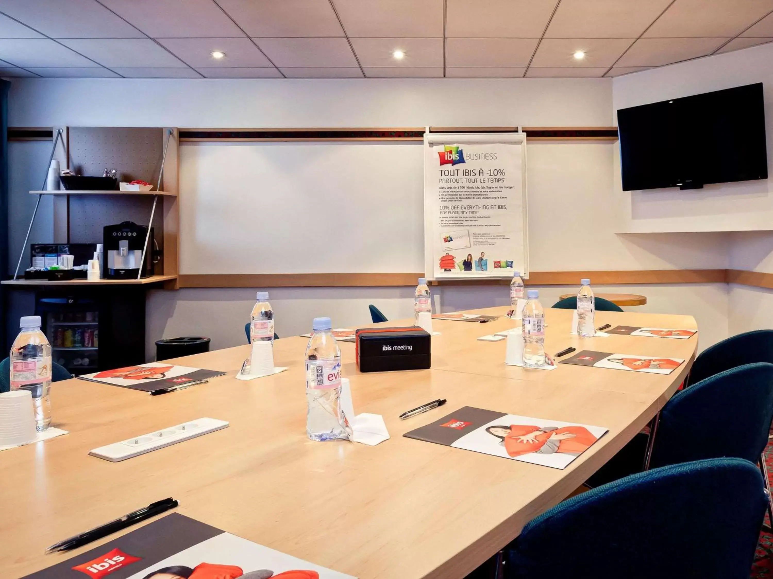 Property building in ibis Lyon Est Bron Property building in ibis Lyon Est Bron