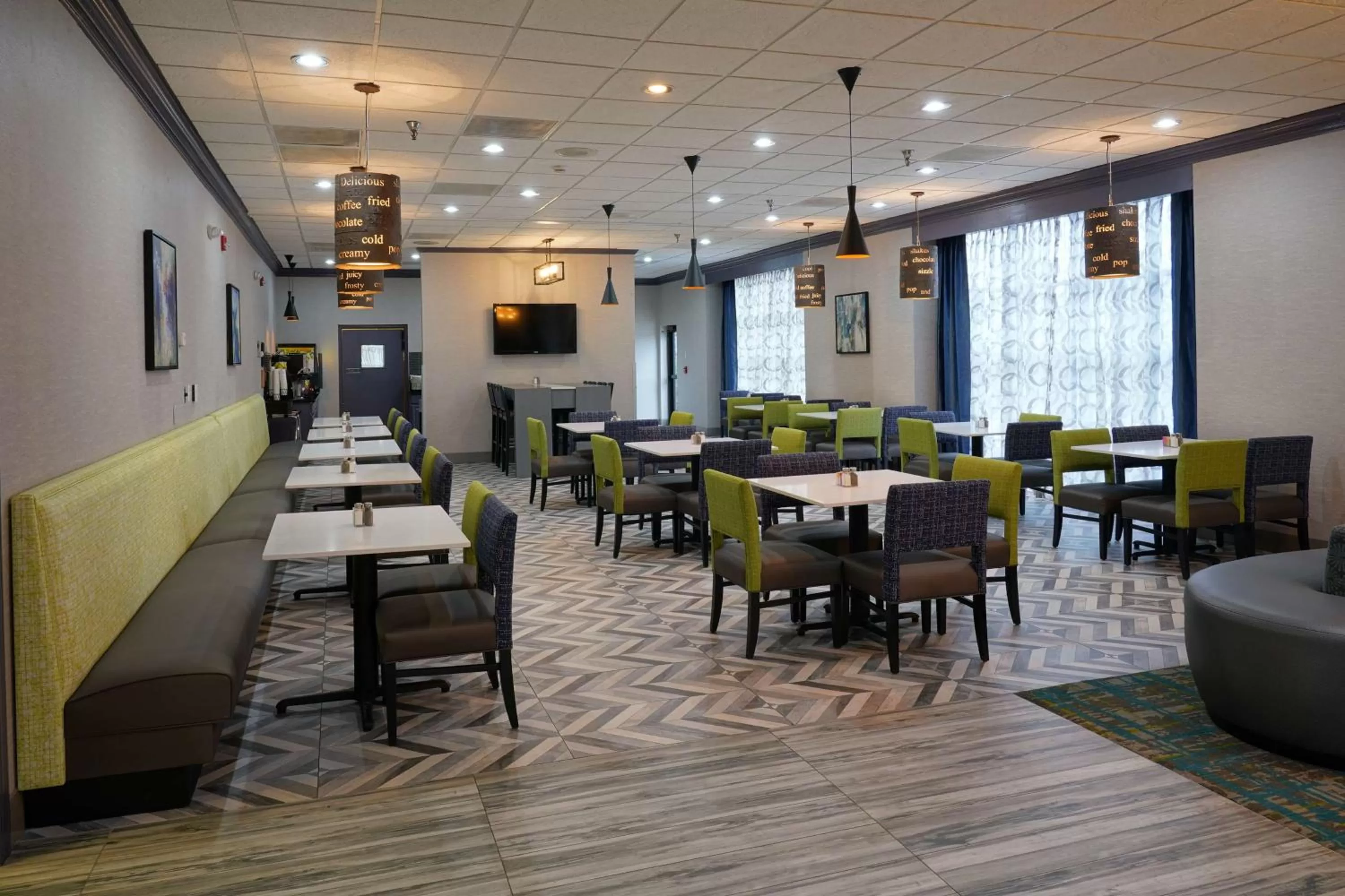 Restaurant/places to eat in Best Western Plus Morristown Conference Center