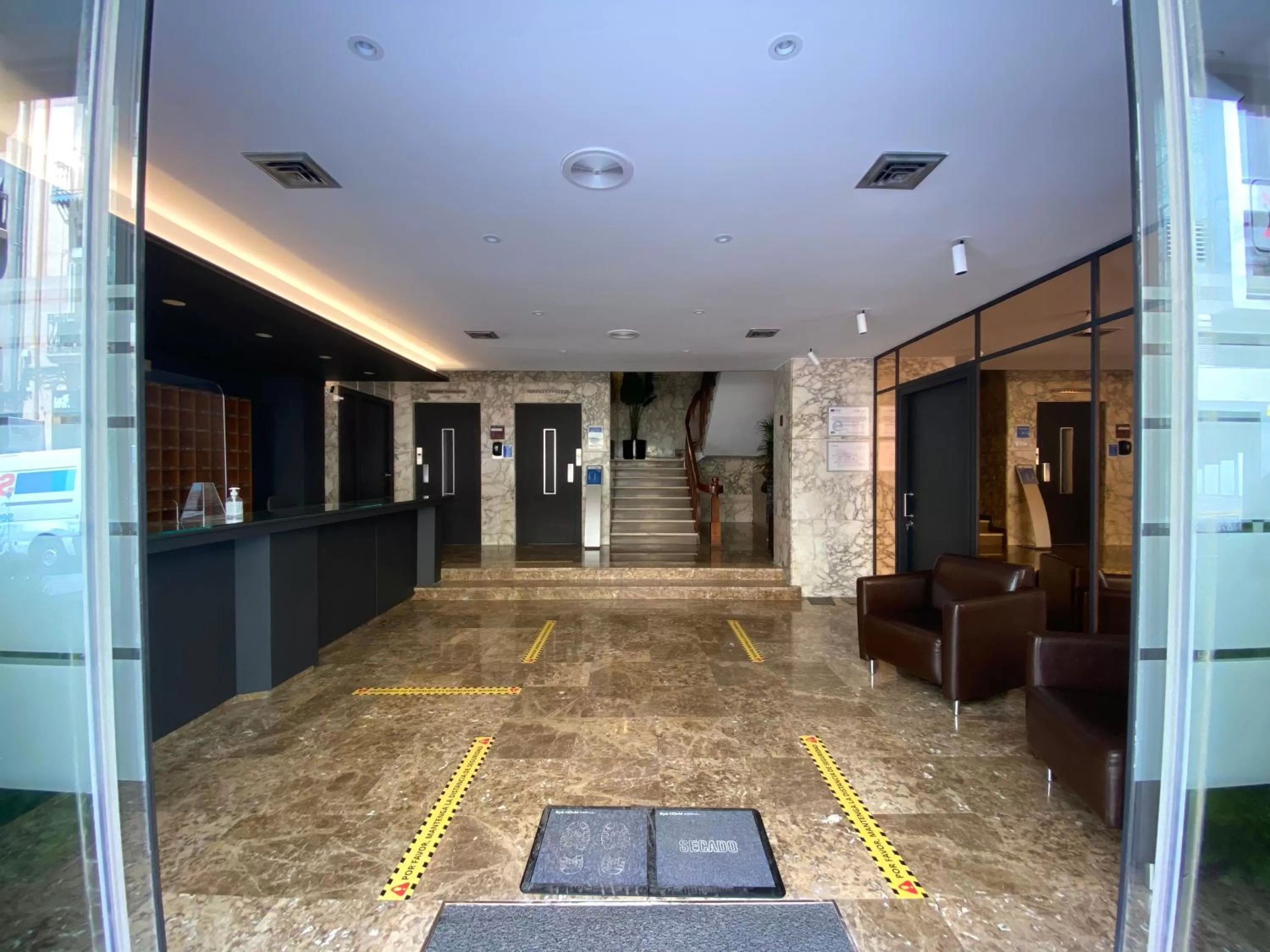 Lobby or reception in Hotel Leuka