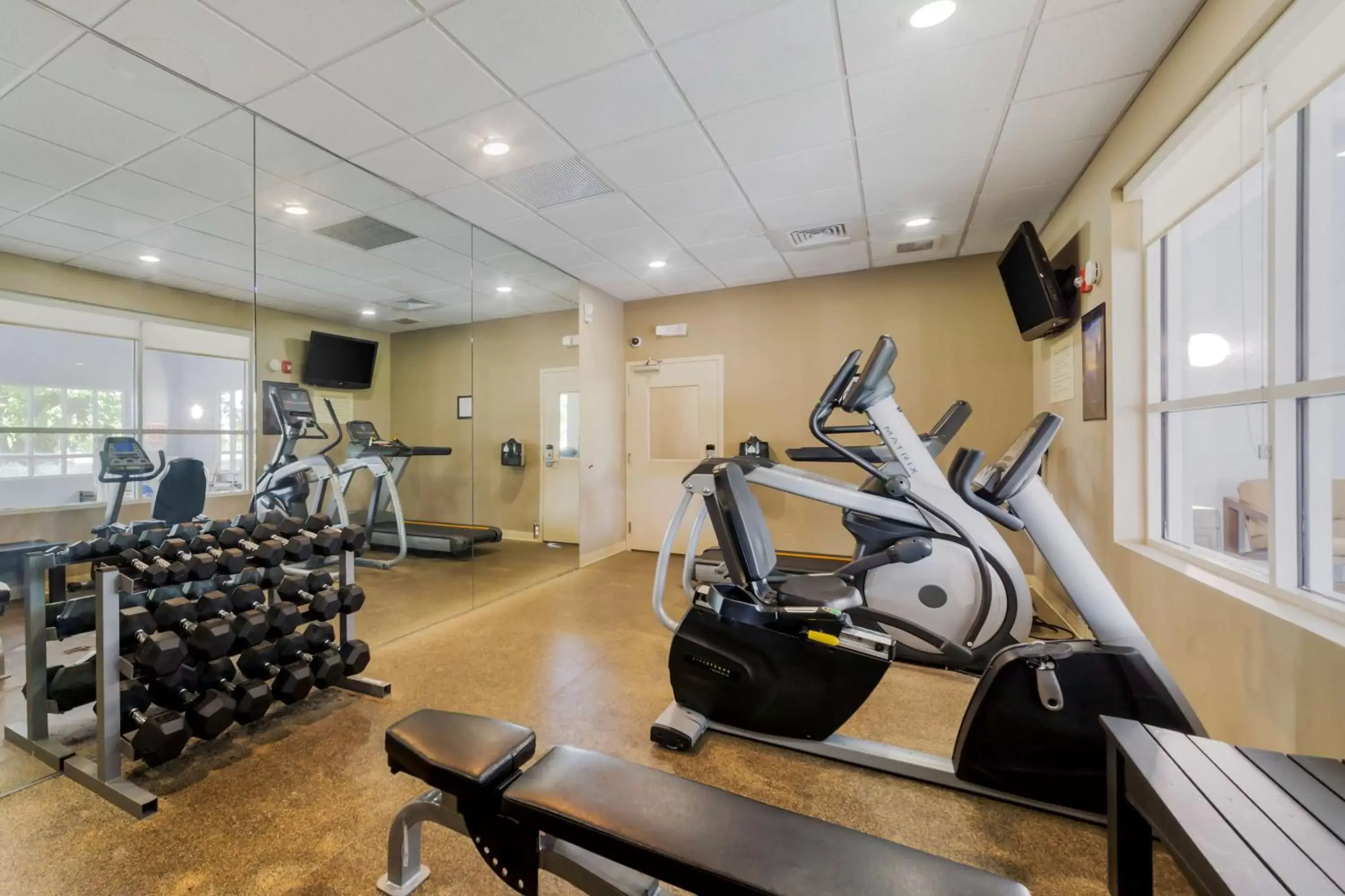 Spa and wellness centre/facilities, Fitness Center/Facilities in Best Western Plus Miami Airport North Hotel & Suites