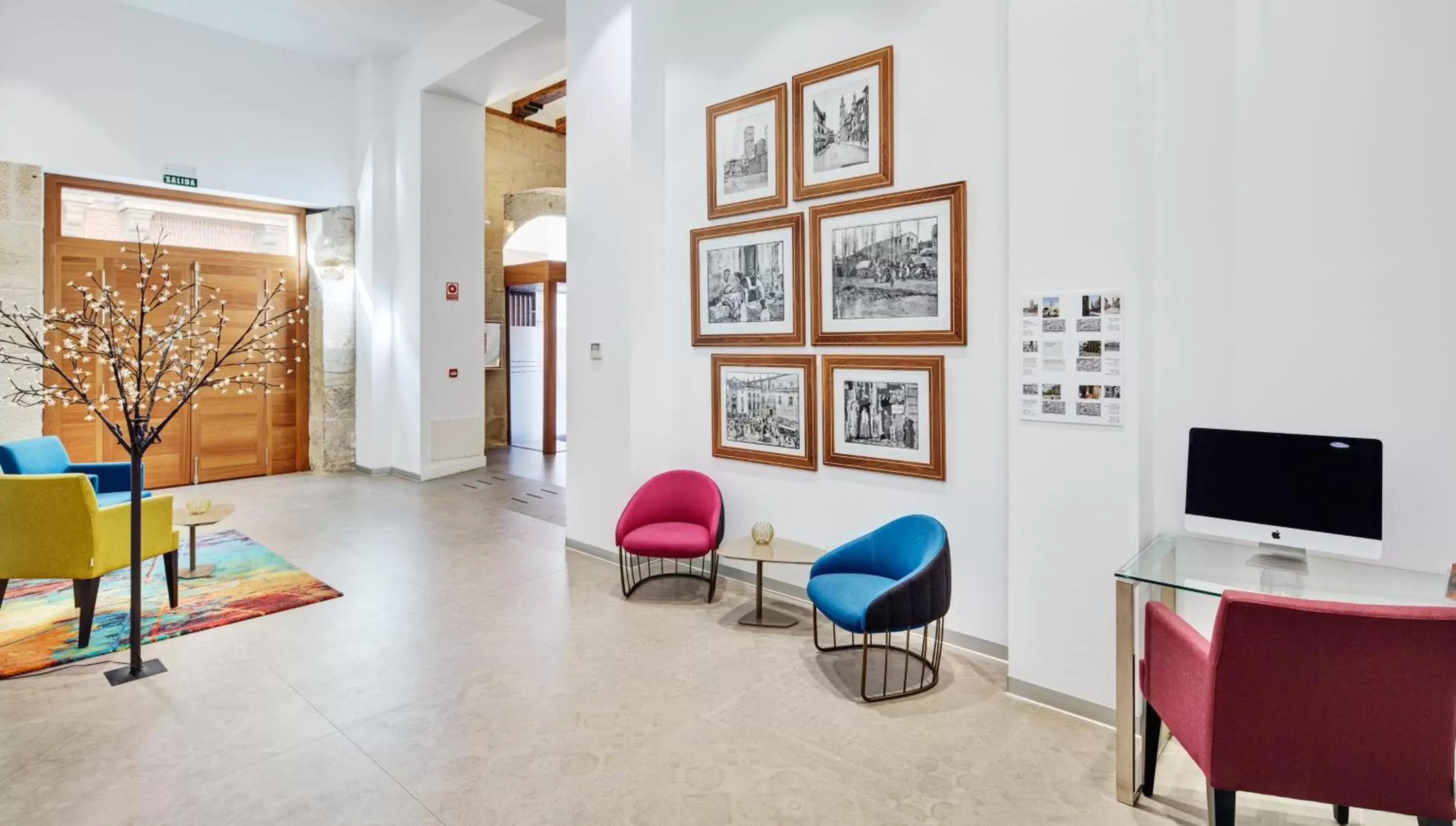 Facade/entrance, Seating Area in Sercotel Calle Mayor