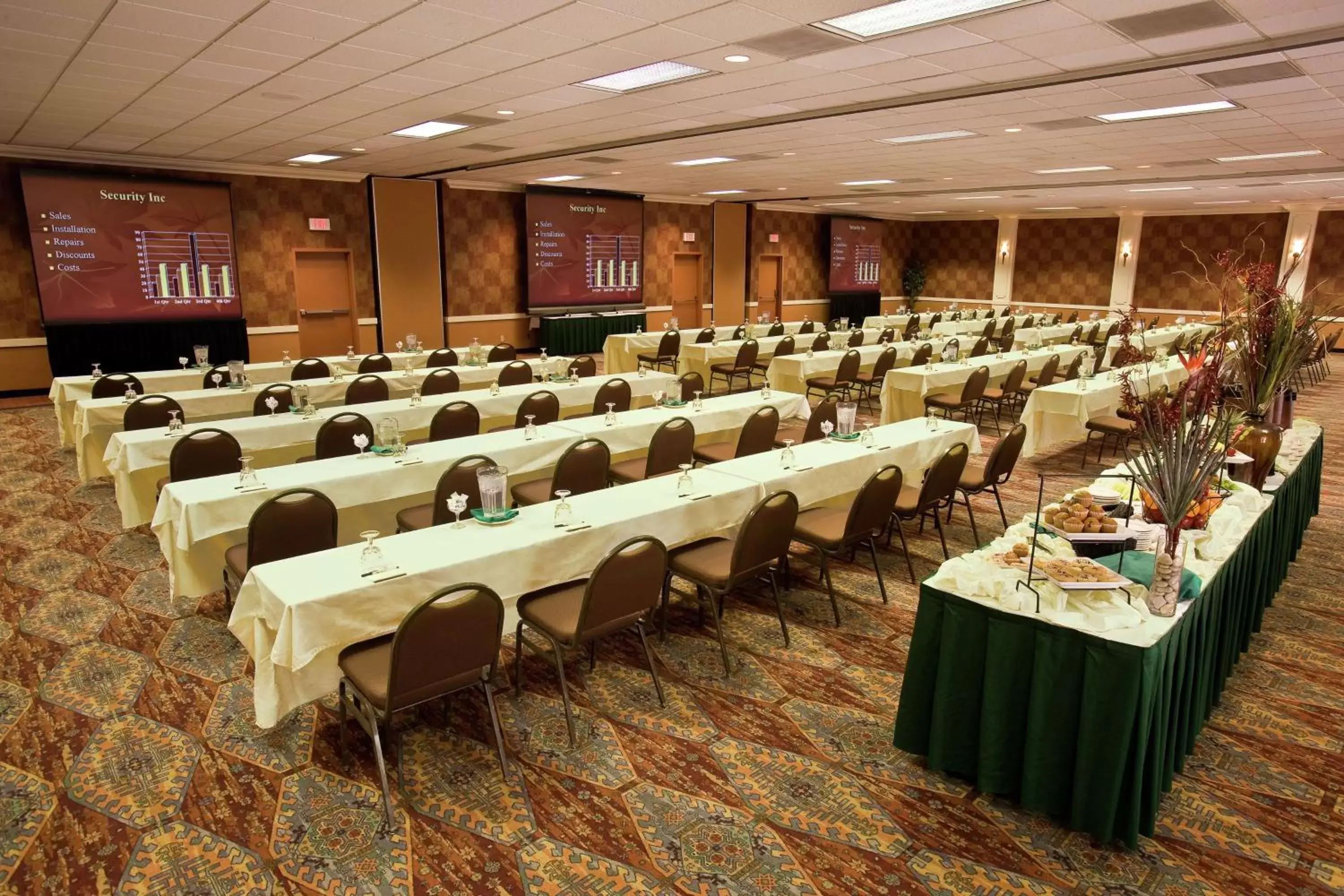 Meeting/conference room in DoubleTree Suites by Hilton Tucson Airport