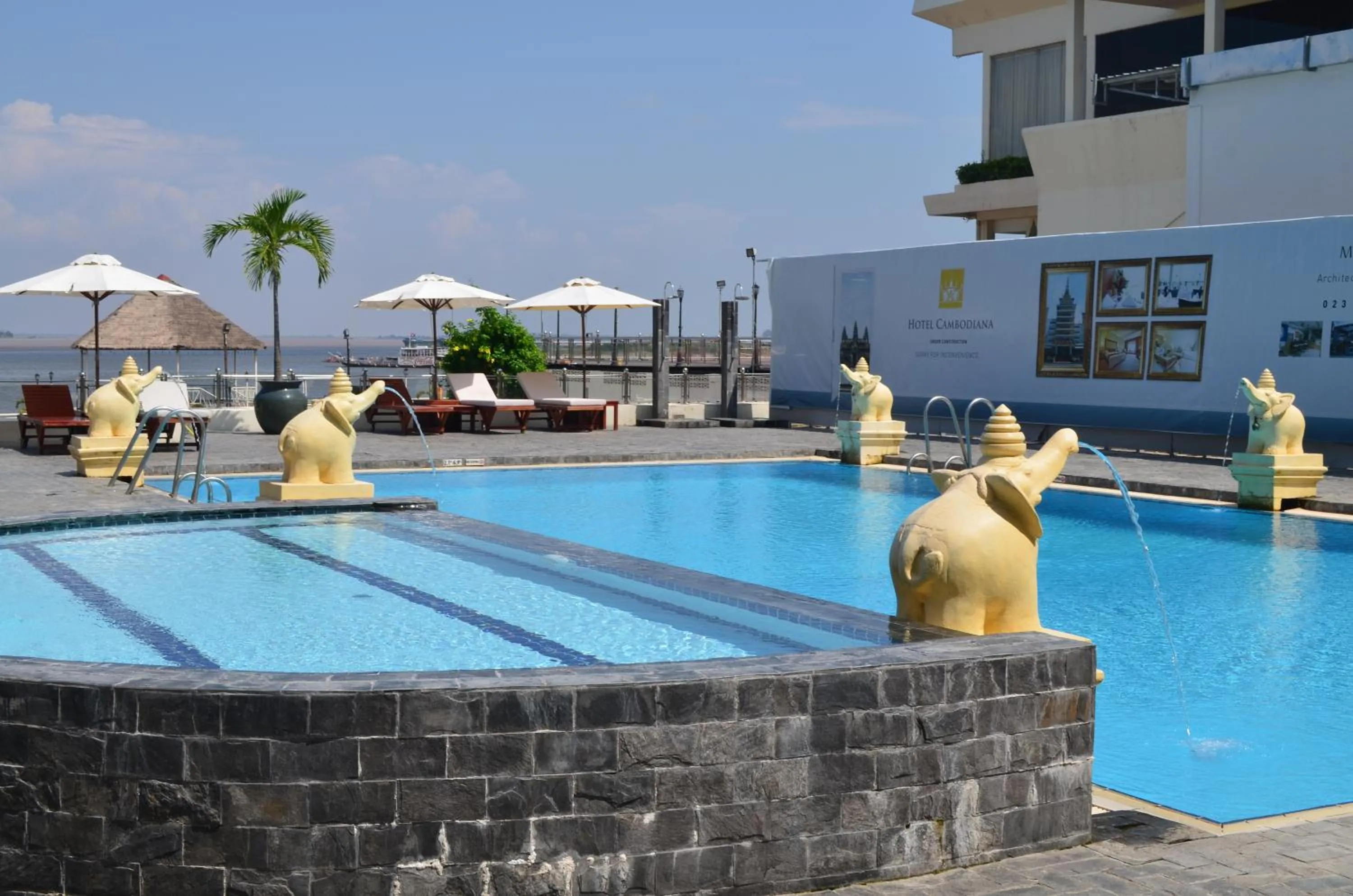 Pool view in Hotel Cambodiana
