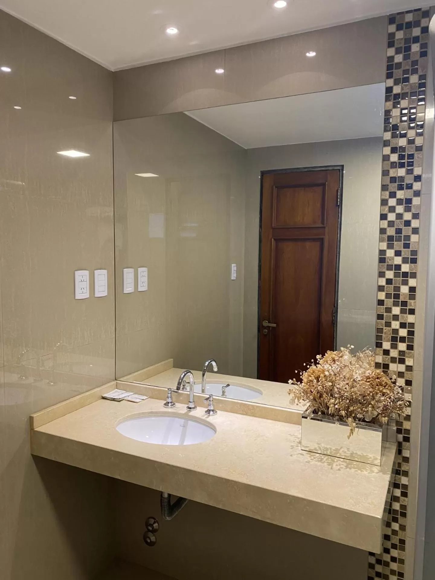 HOTEL CASTELAR CORDOBA