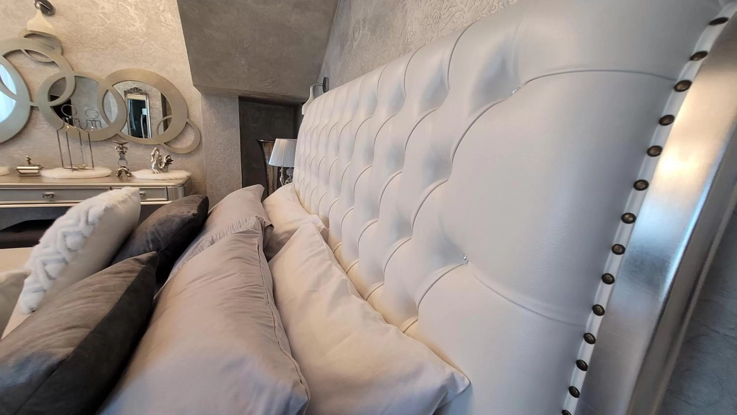 Decorative detail in Terrace Suites Iasi