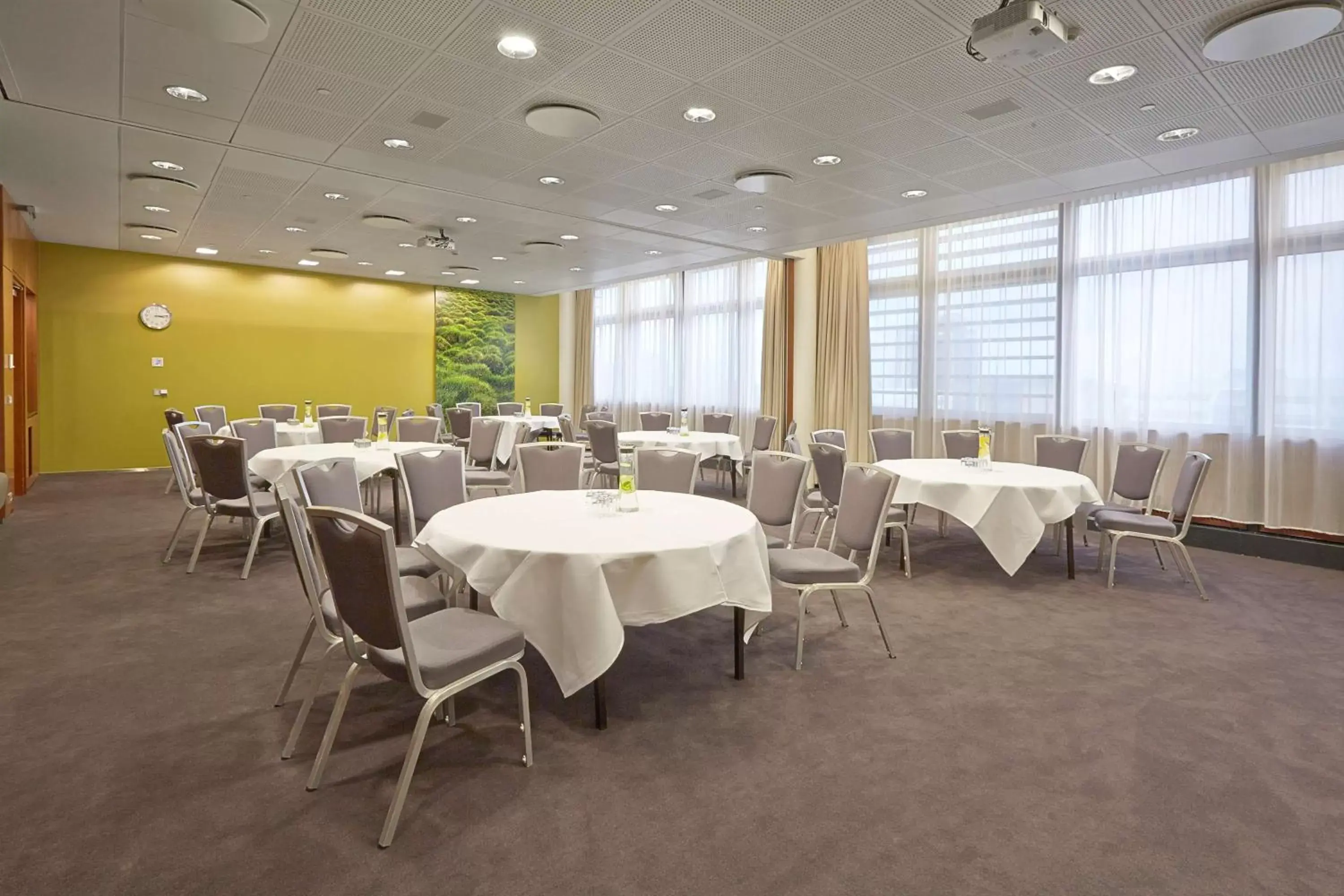 Meeting/conference room in Hilton Reykjavik Nordica
