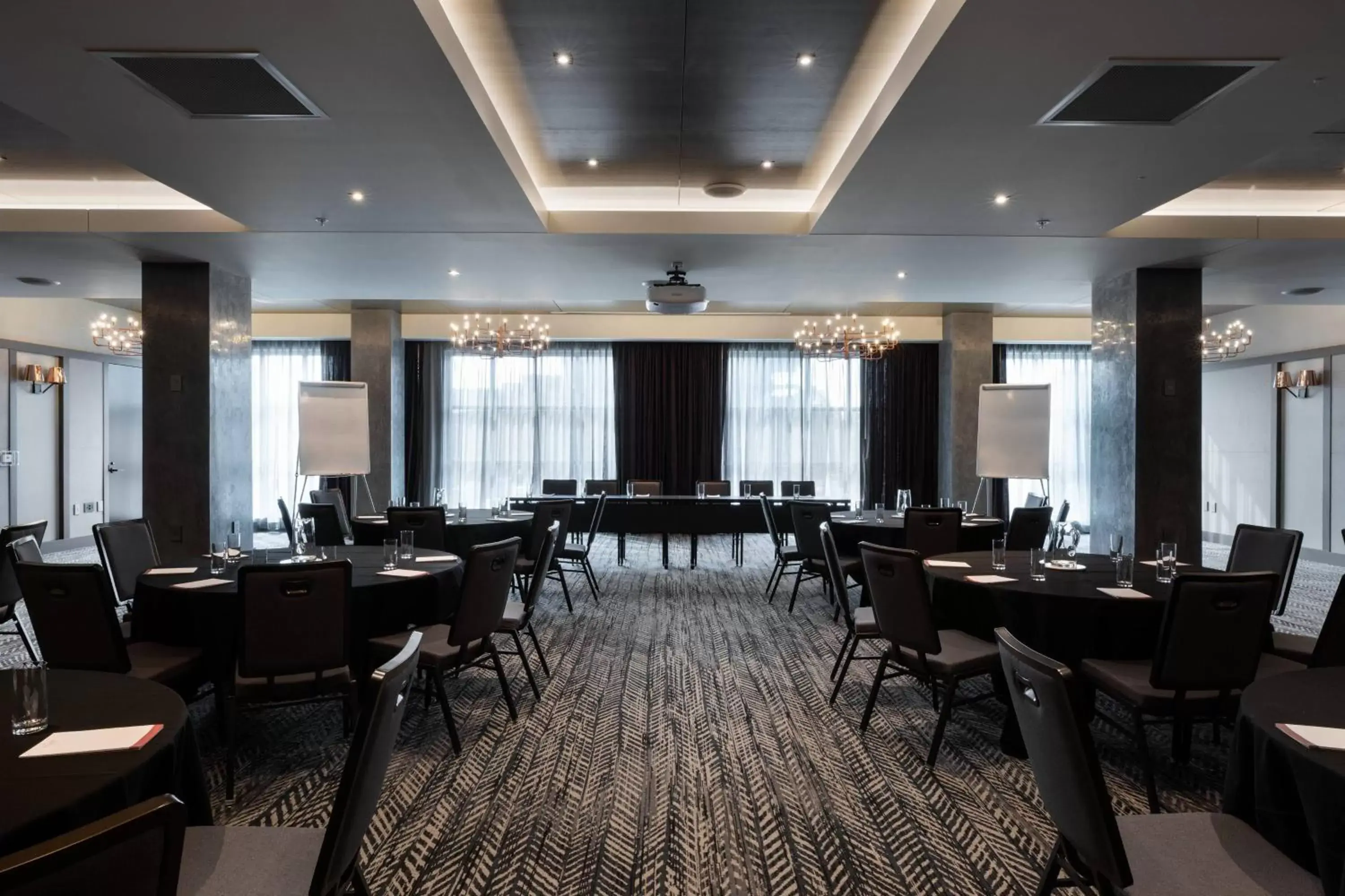 Meeting/conference room, Restaurant/Places to Eat in Elliot Park Hotel, Autograph Collection