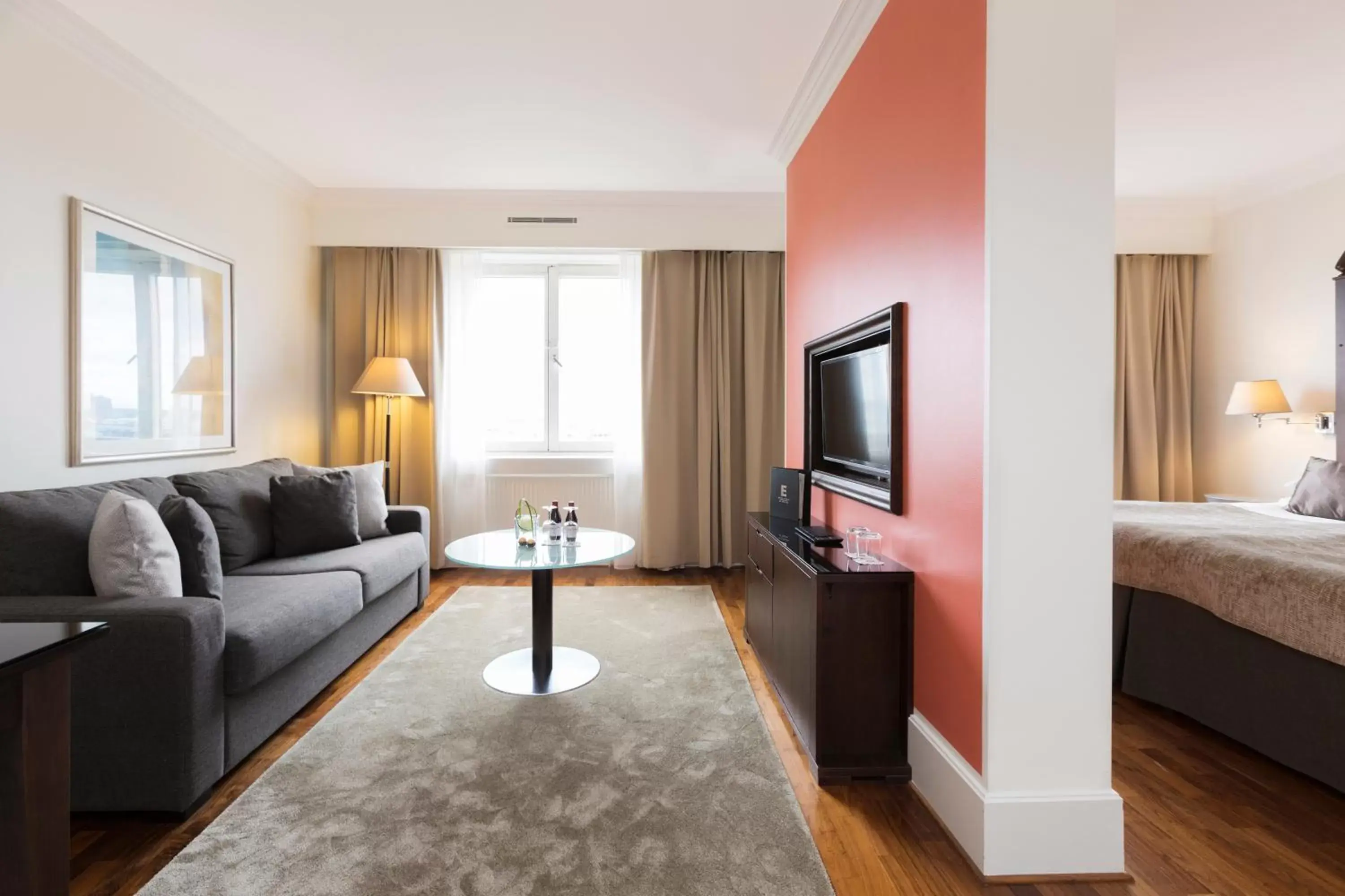 Living room, Seating Area in Elite Park Avenue Hotel