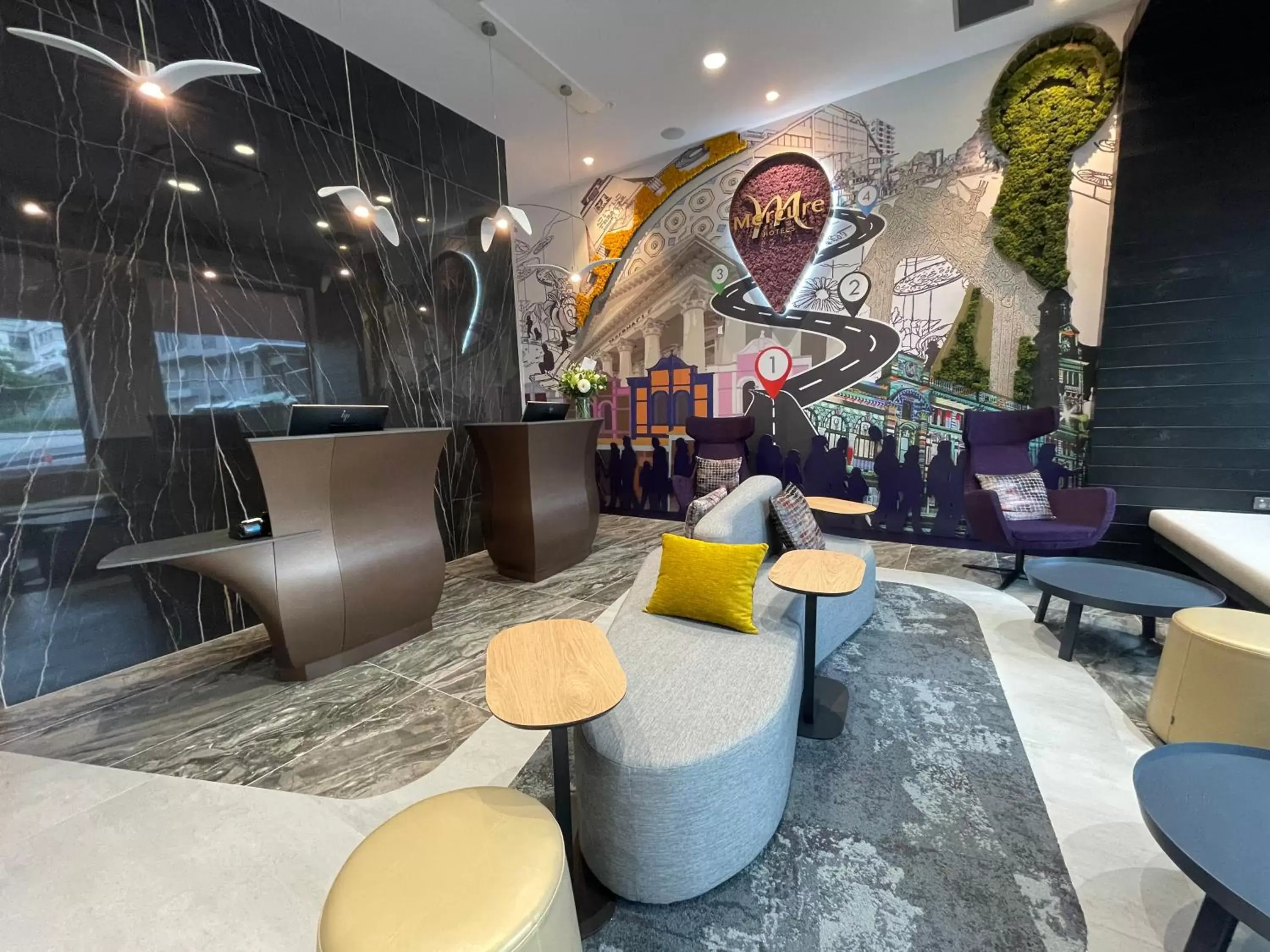 Lobby or reception in Mercure Auckland Queen Street