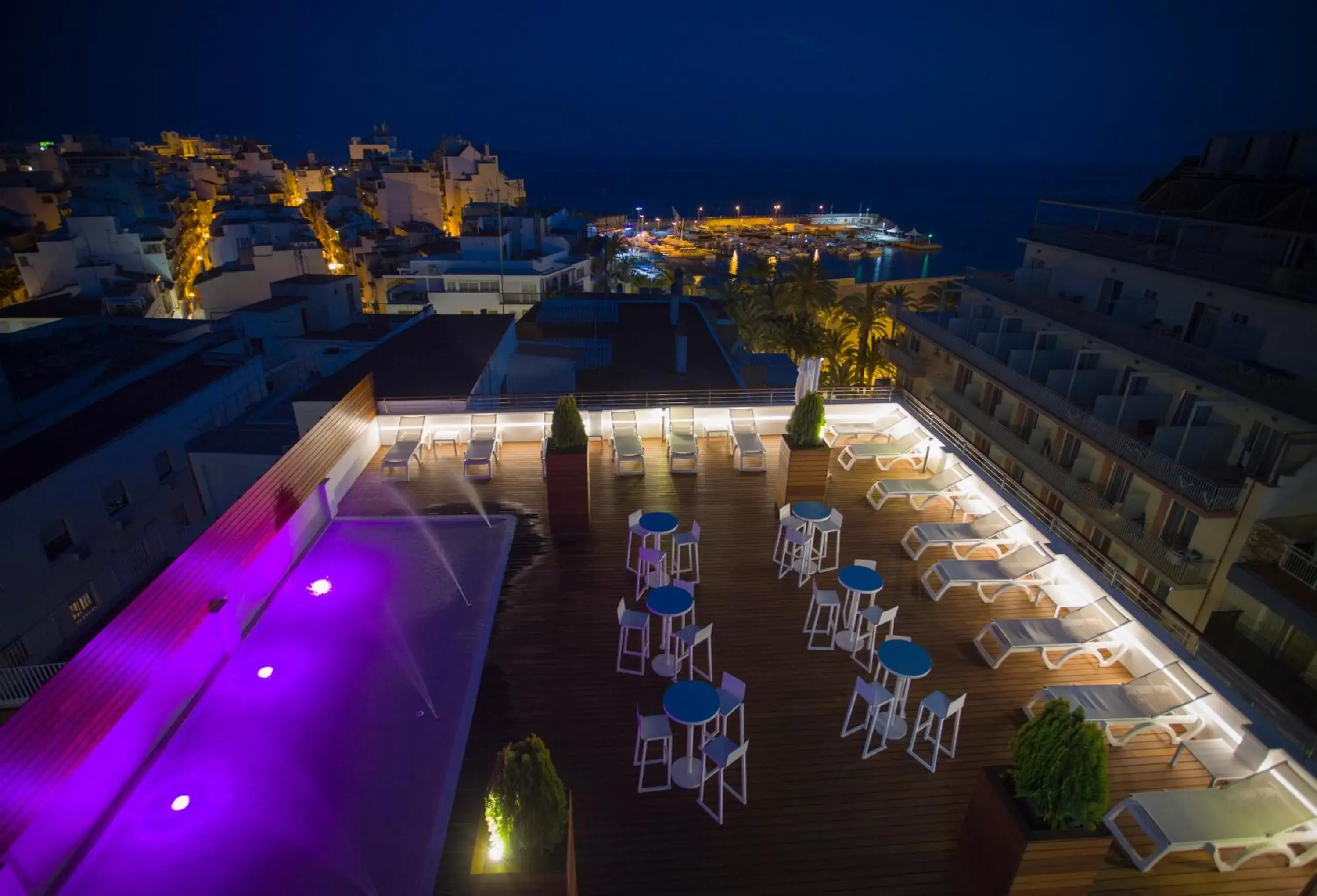 Balcony/Terrace, Pool View in Hotel Voramar