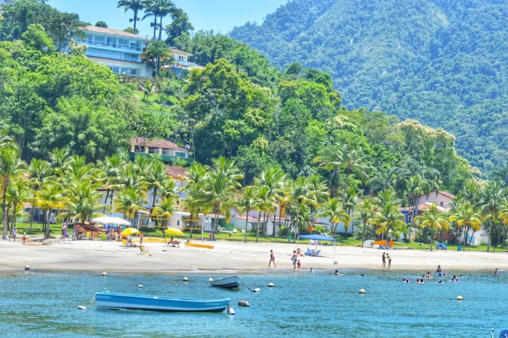 Beach in Portogalo Suite Hotel