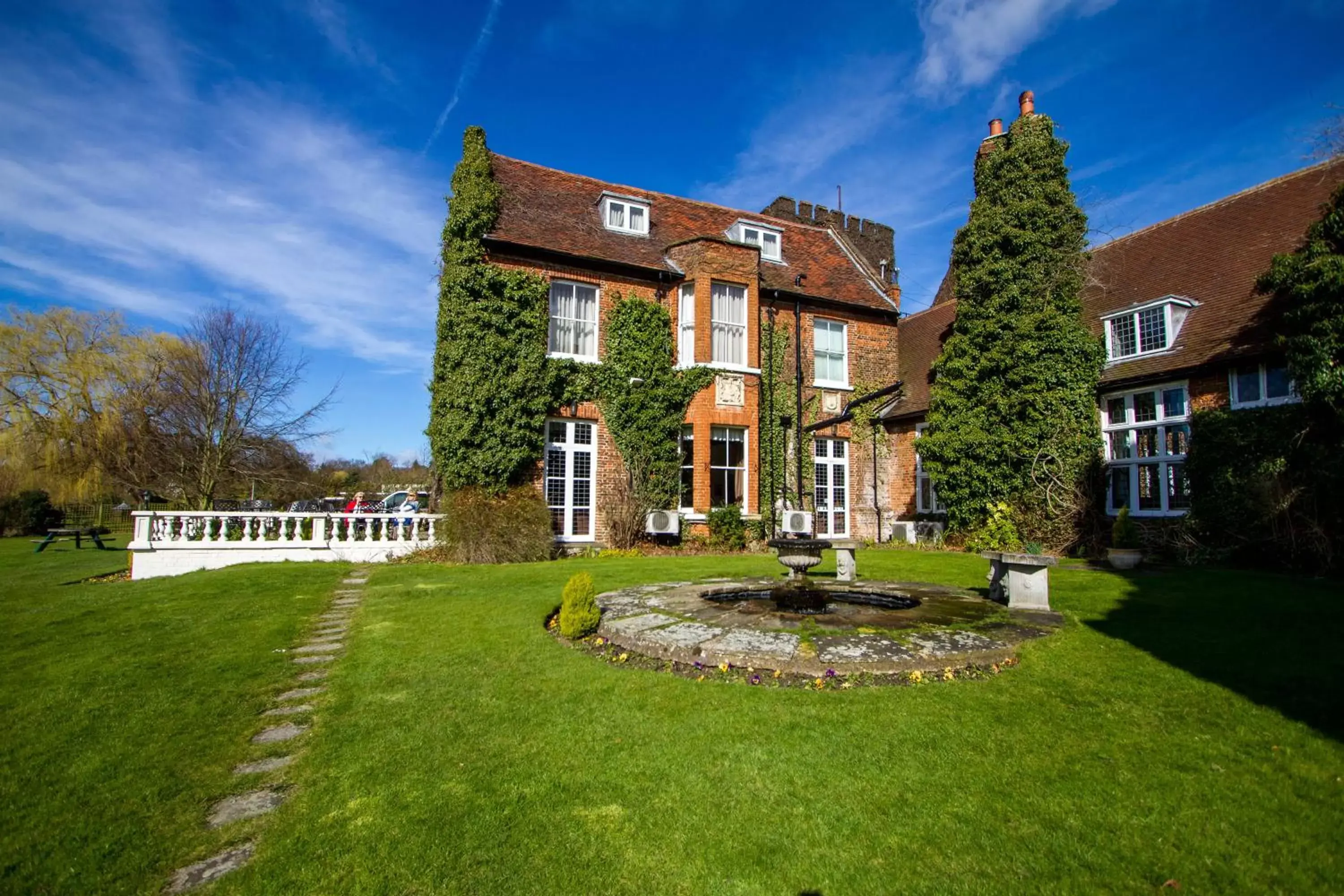 Property Building in Mercure Letchworth Hall Hotel