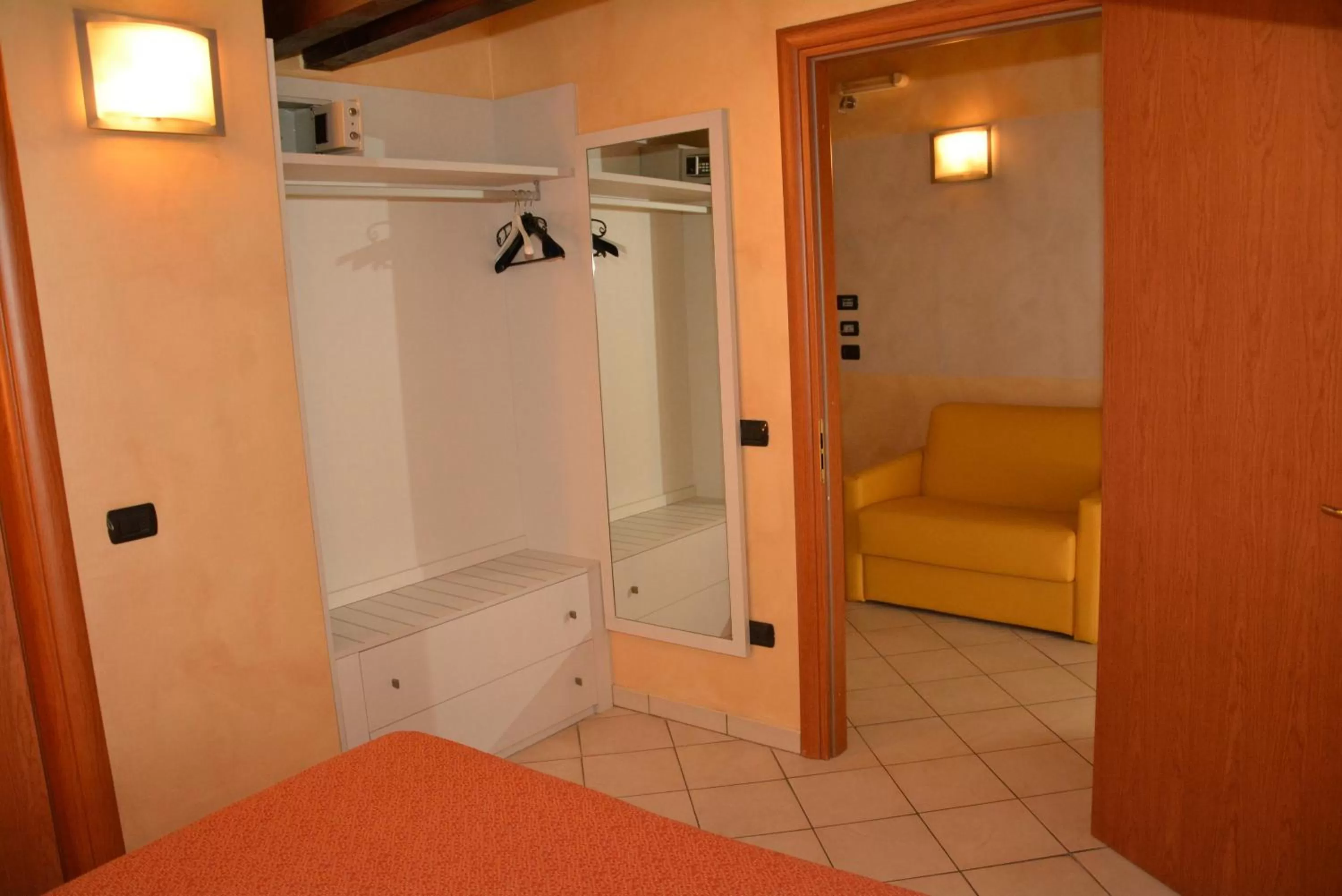 Decorative detail in Hotel Villa Glicini