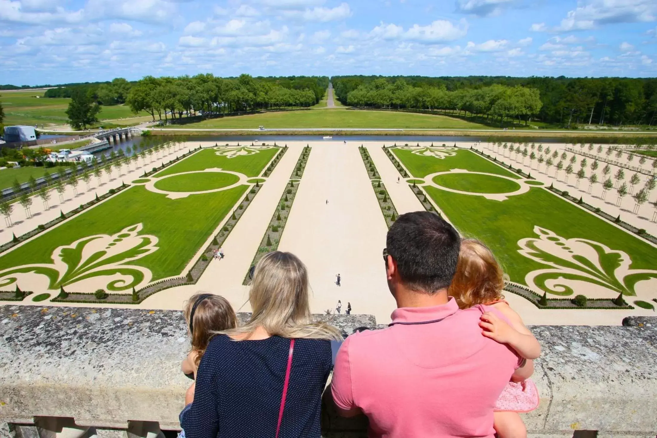 Nearby landmark in L'écu de Bretagne