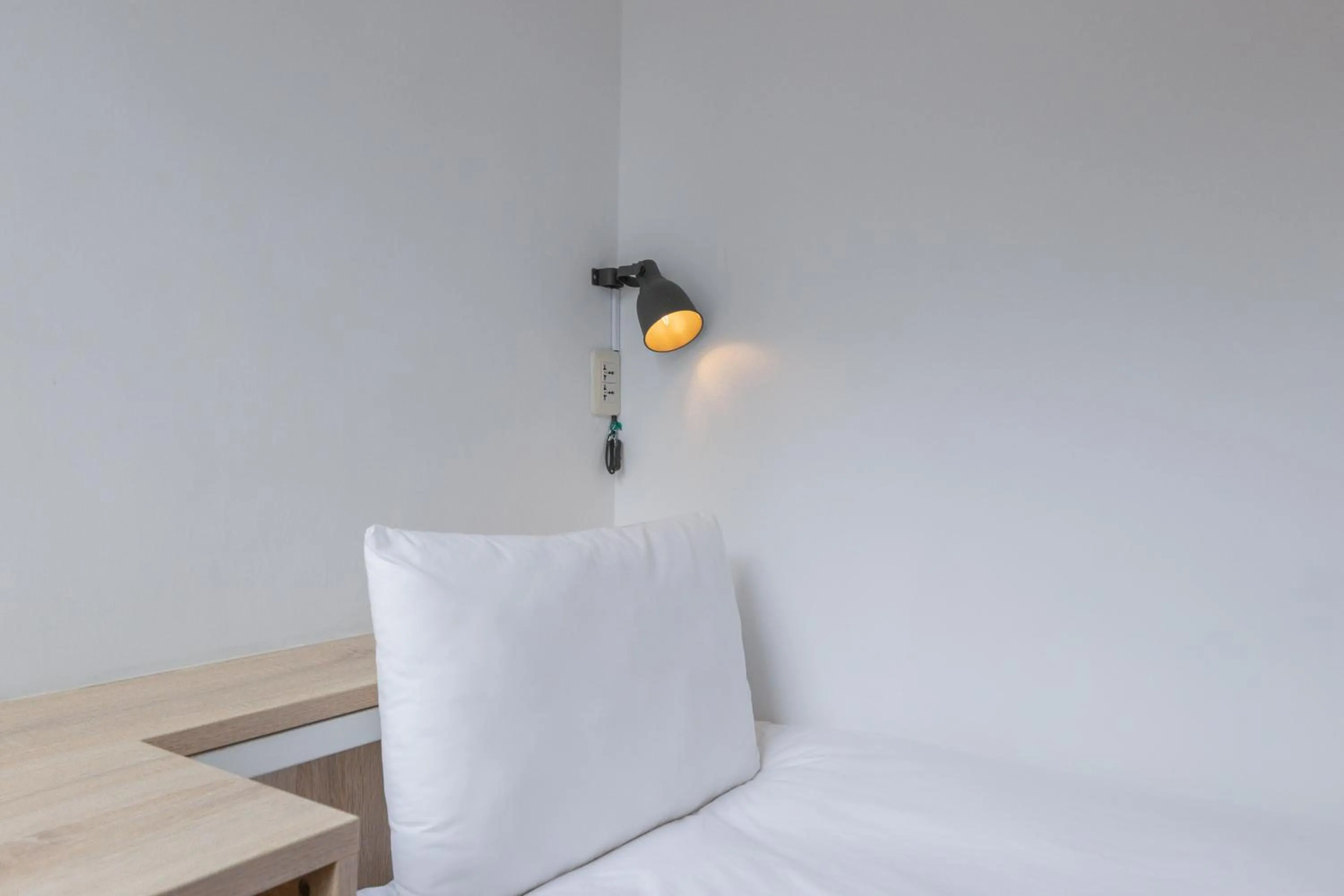 Bed in OwlStay Flip Flop Hostel - Garden