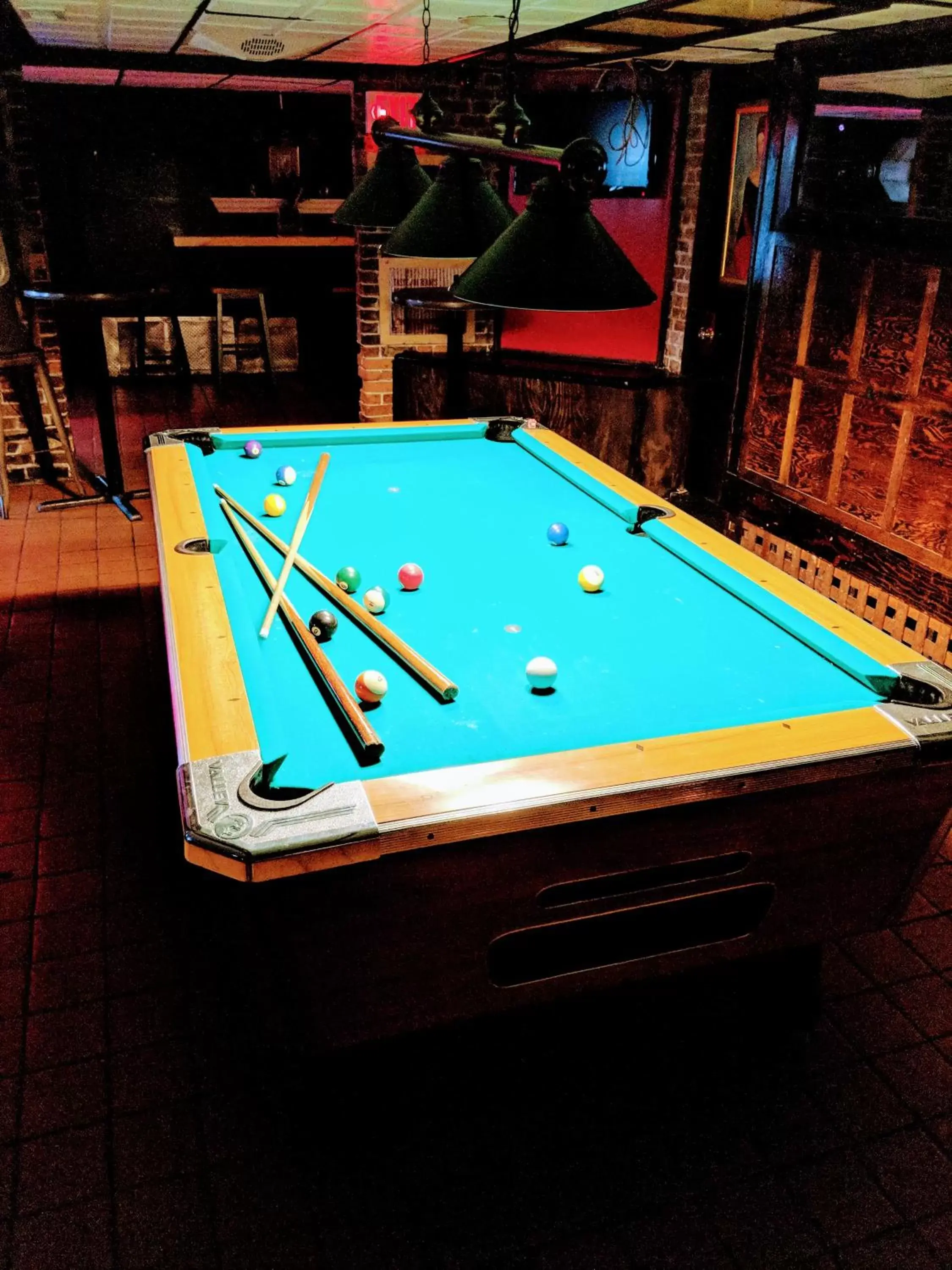 Billiard, Billiards in Chelsea Pub and Inn