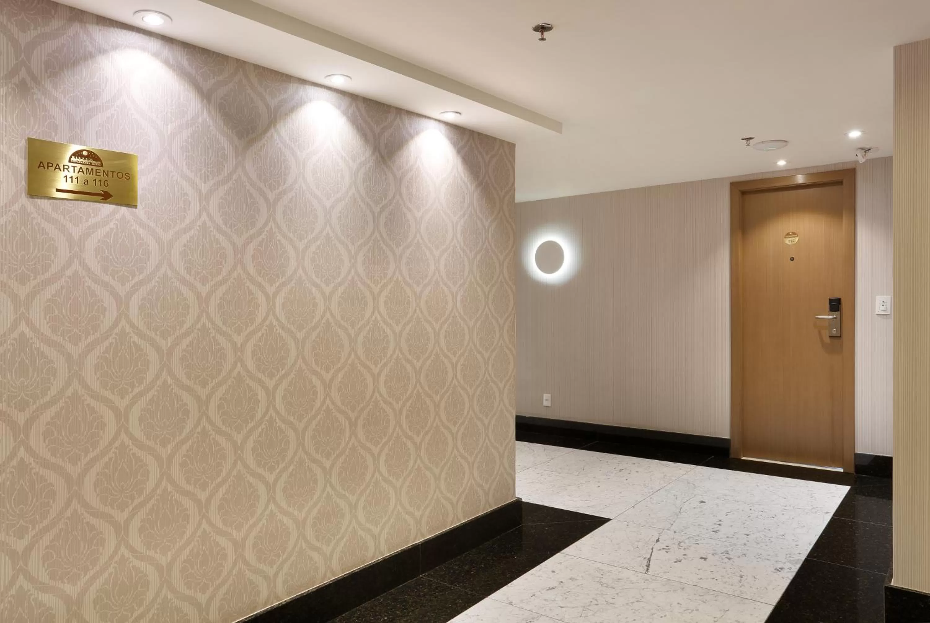 Area and facilities, Bed in Mirasol Copacabana Hotel