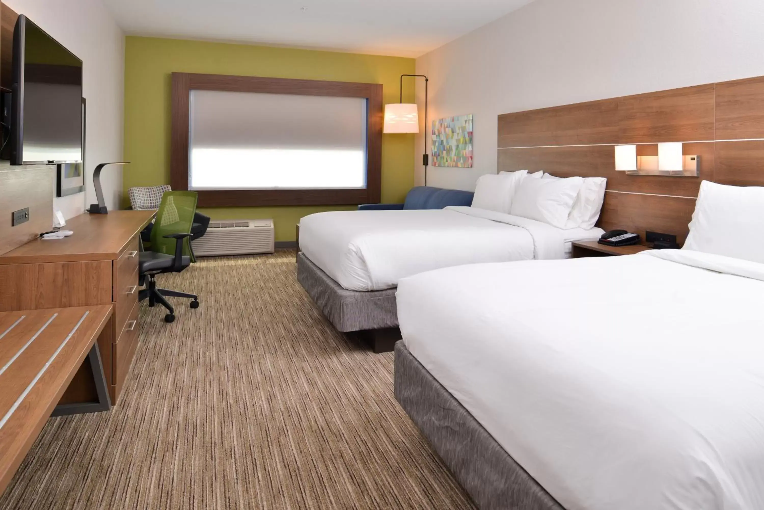 Photo of the whole room, Bed in Holiday Inn Express - Early, an IHG Hotel