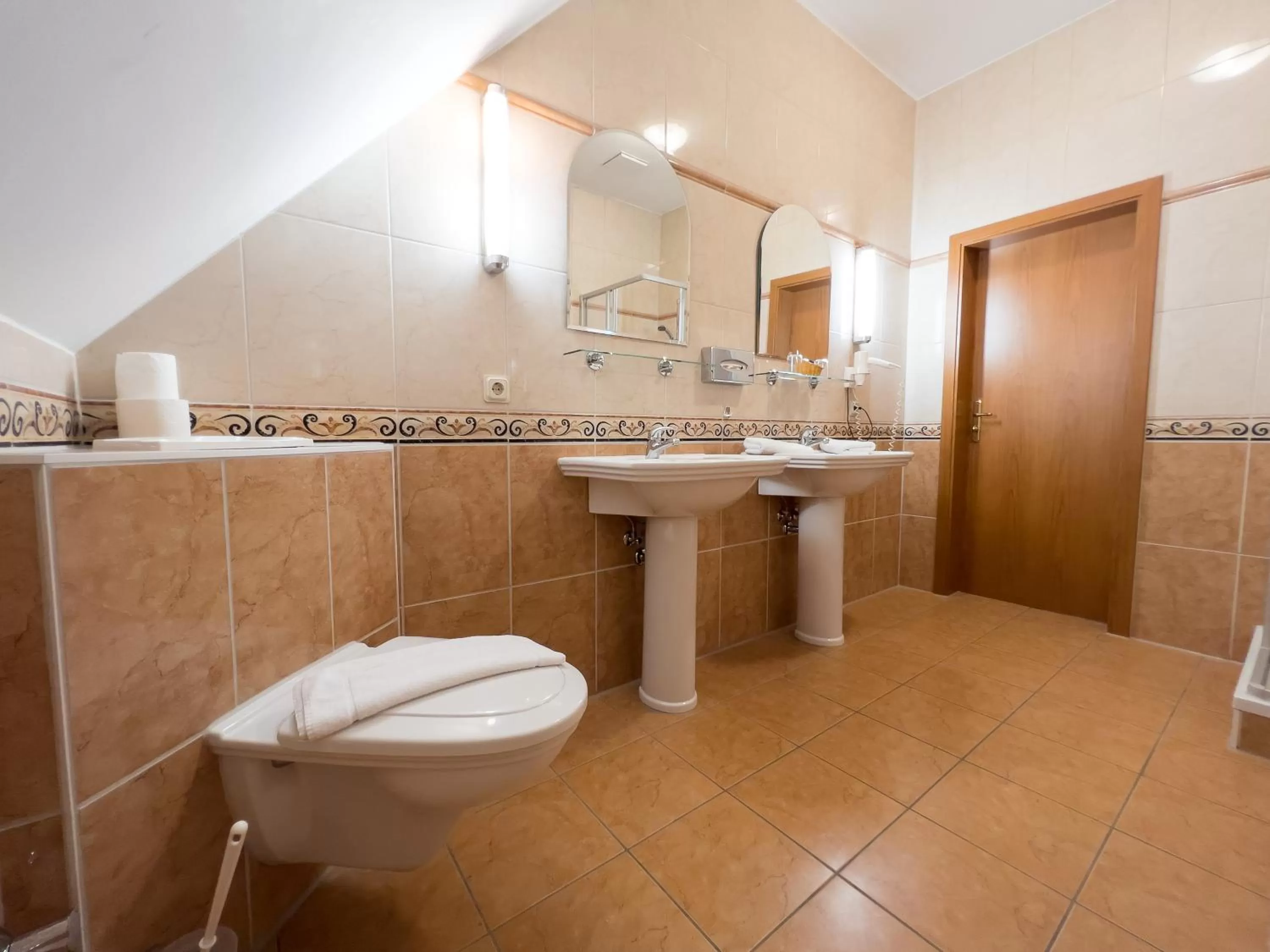 Bathroom in Hotel Landhaus Wörlitzer Hof