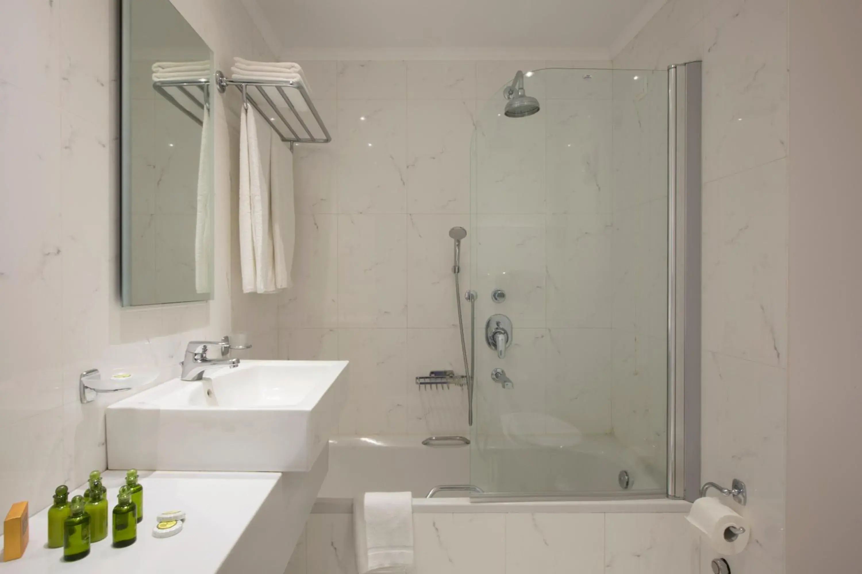 Shower, Bathroom in Despotiko Hotel