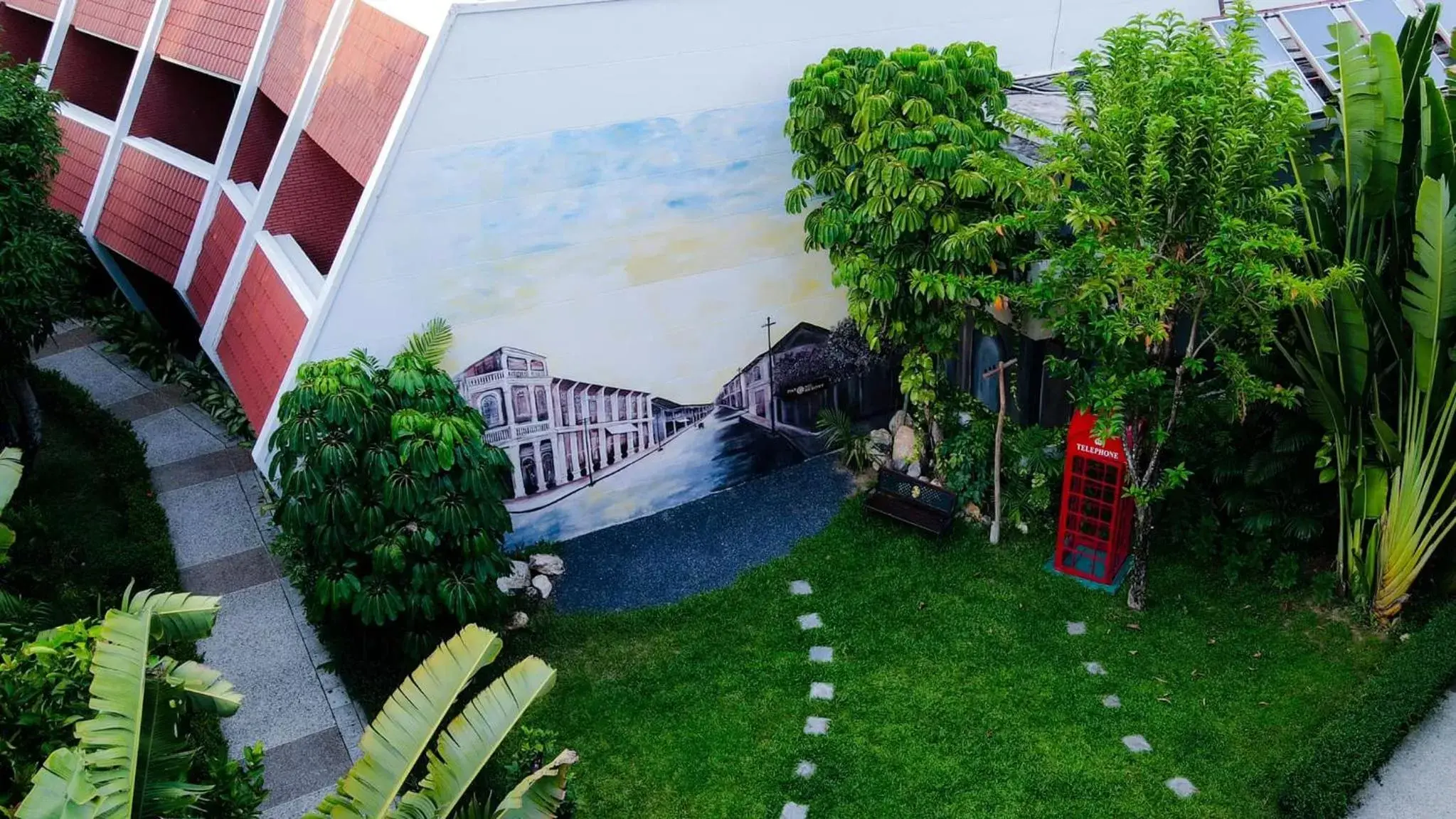 Garden view in Patong Resort Hotel - SHA Extra Plus Garden view in Patong Resort Hotel - SHA Extra Plus
