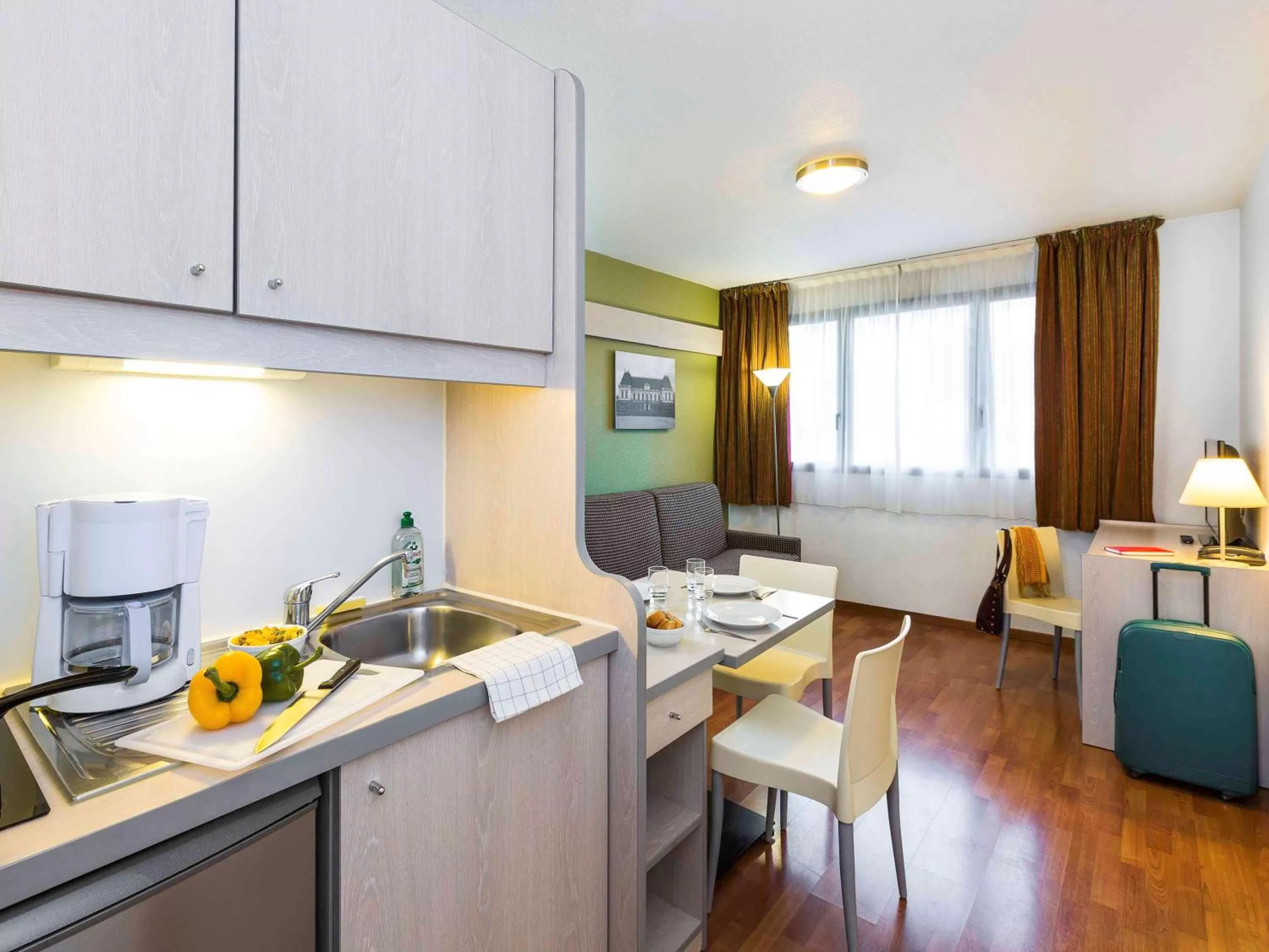 Photo of the whole room in Aparthotel Adagio Access Rennes Centre