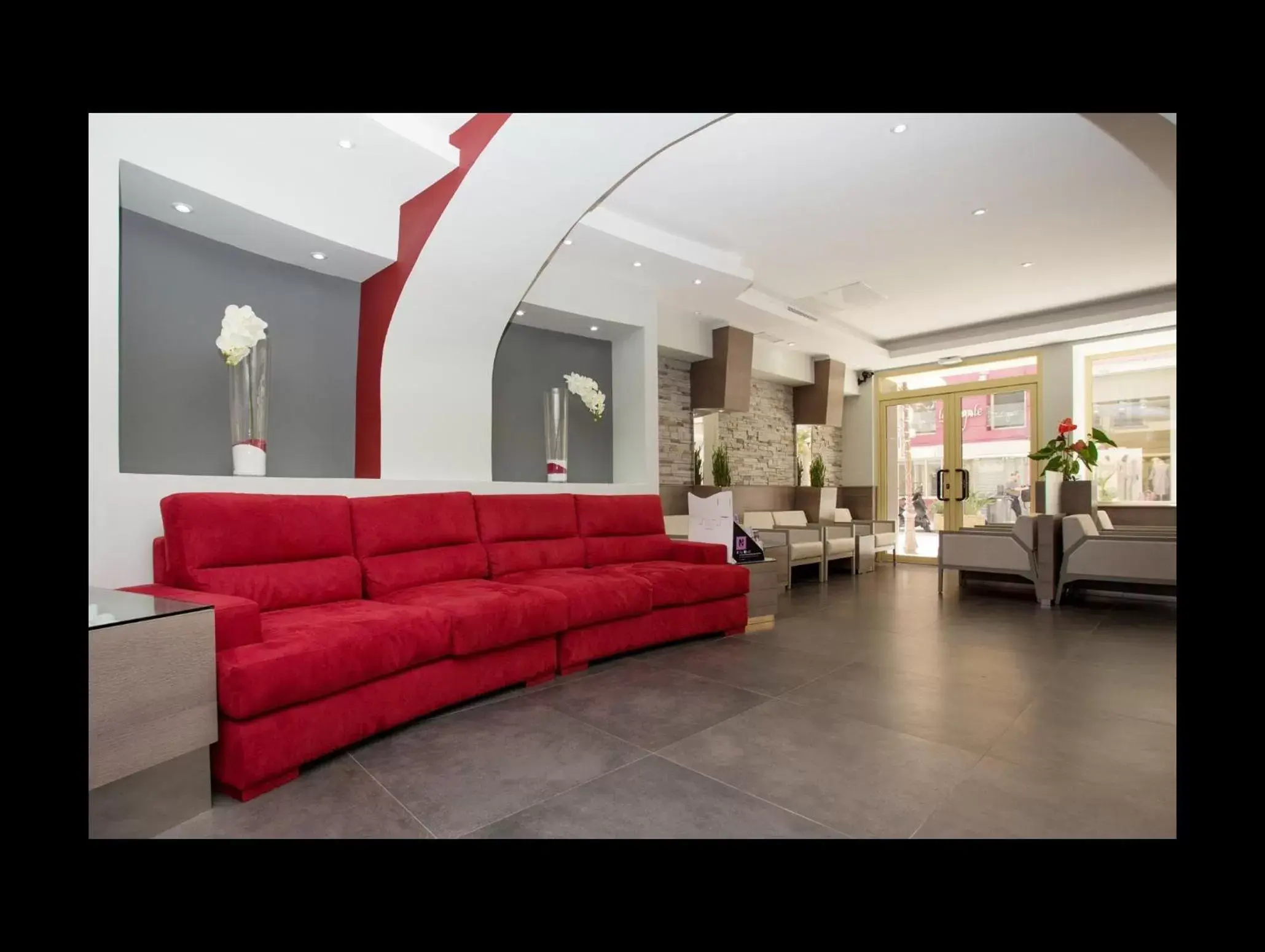 Communal lounge/ TV room, Seating Area in Hotel De Suède