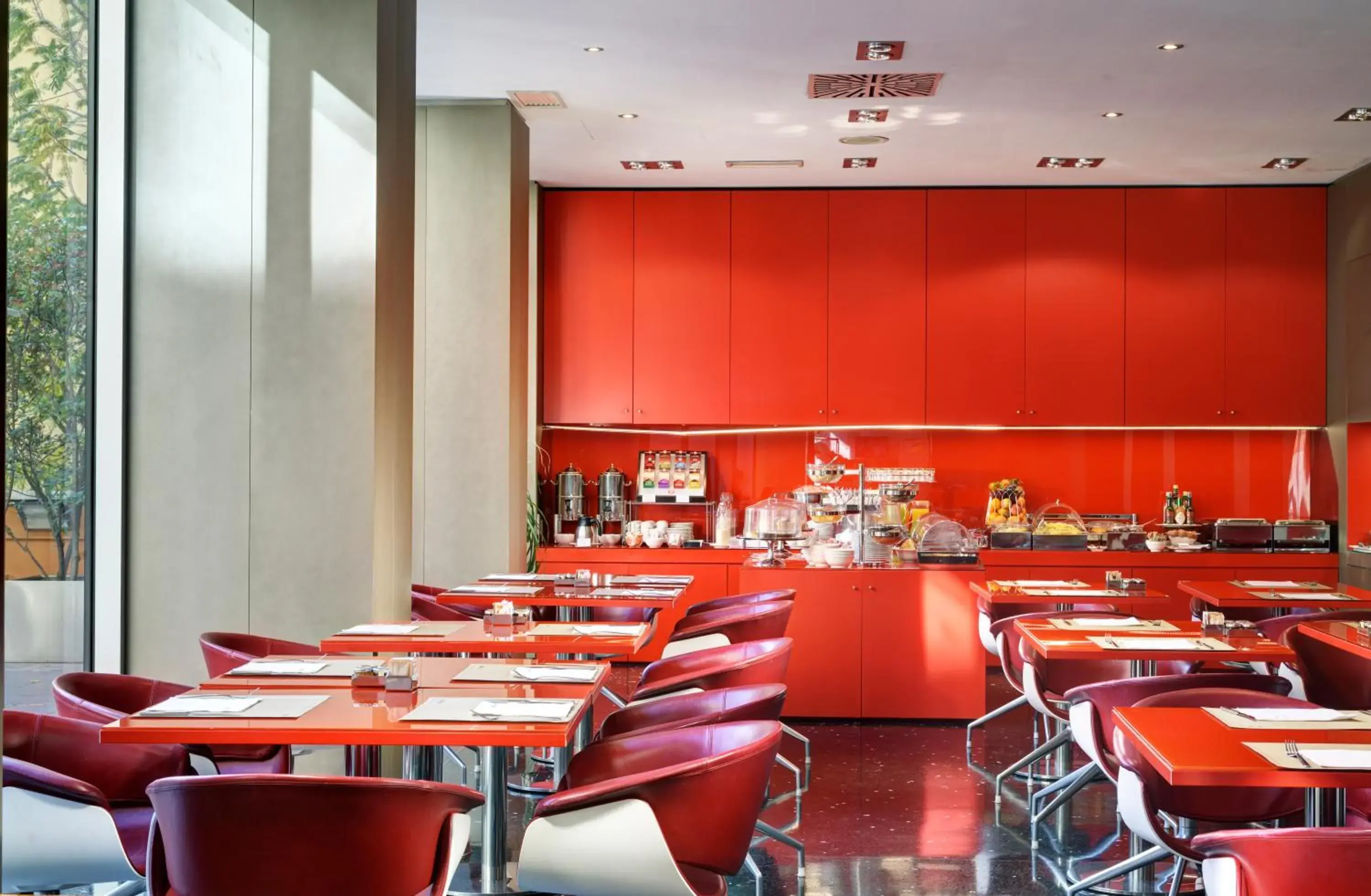 Restaurant/Places to Eat in UNAHOTELS Bologna Centro