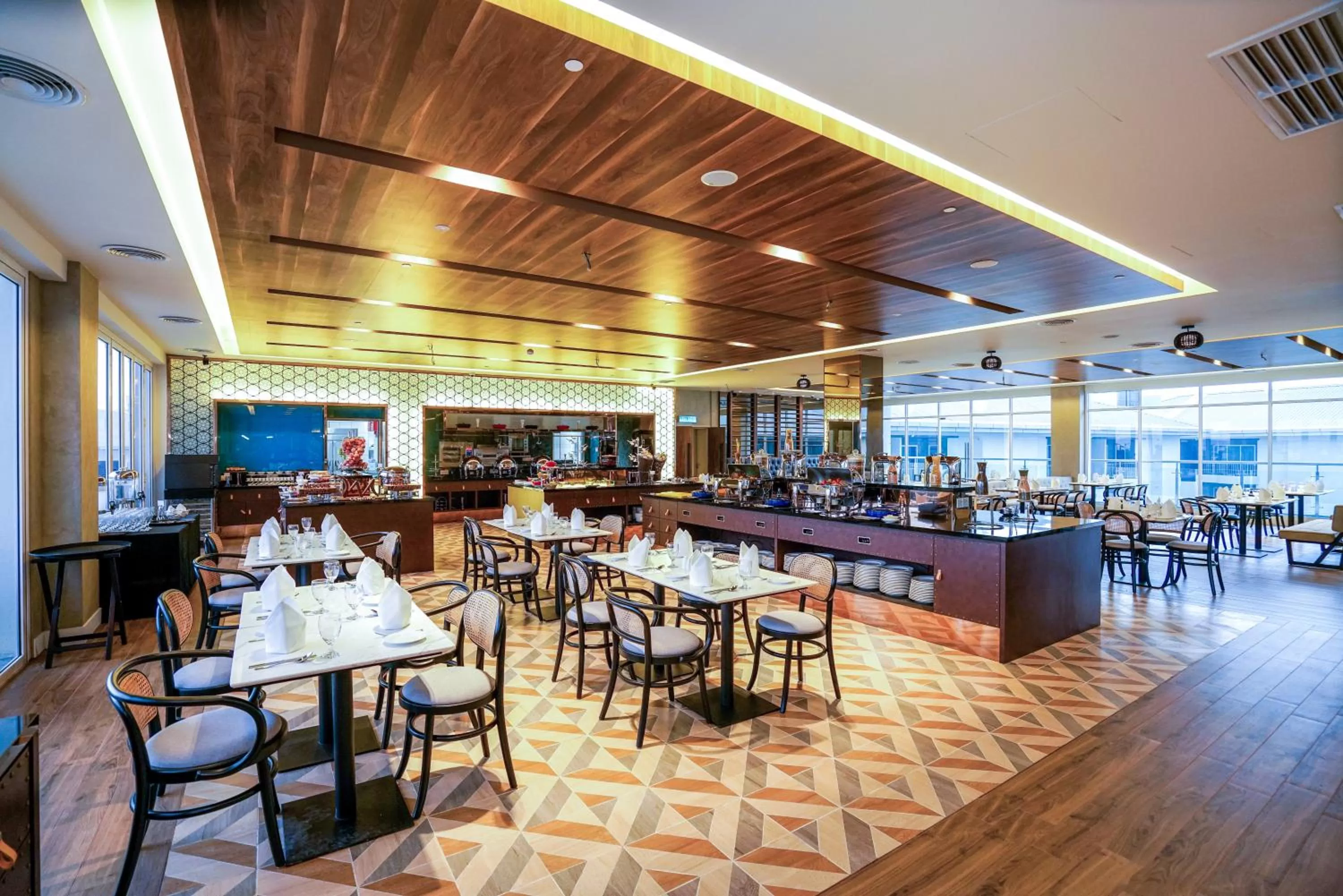 Restaurant/places to eat in Mercure Langkawi Pantai Cenang