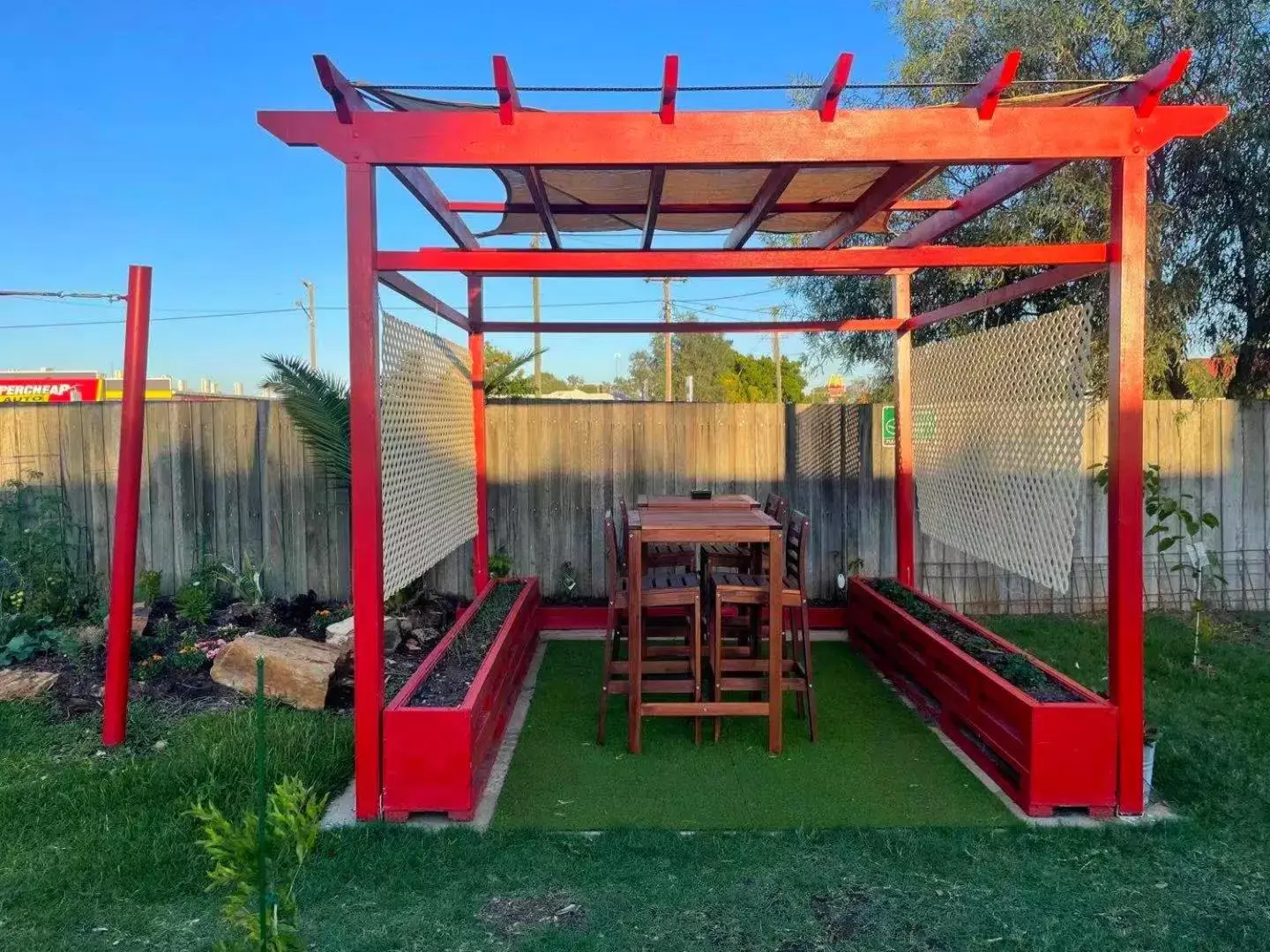 Patio in Mandalay Motel