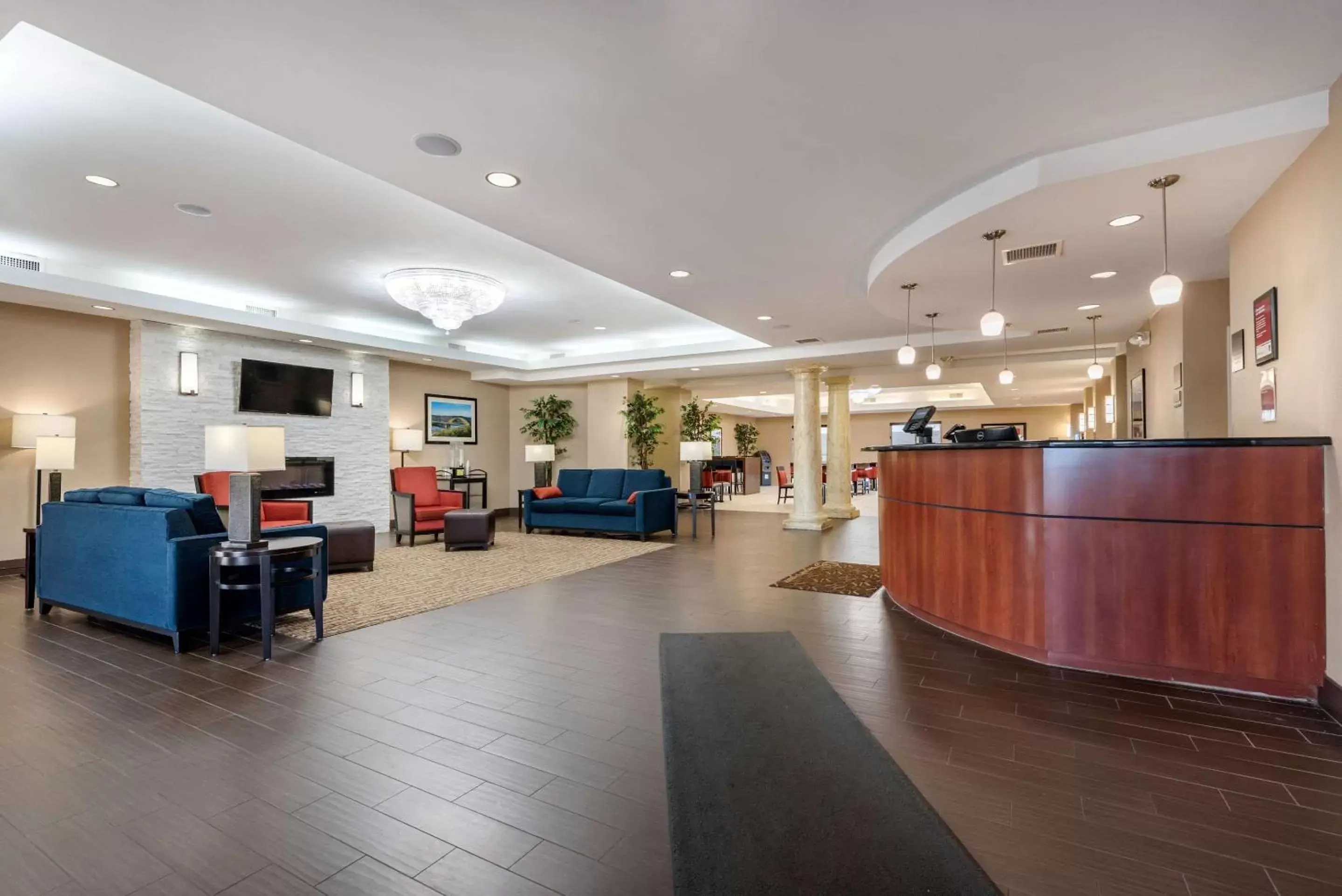 Lobby or reception, Lobby/Reception in Comfort Suites Cincinnati Airport