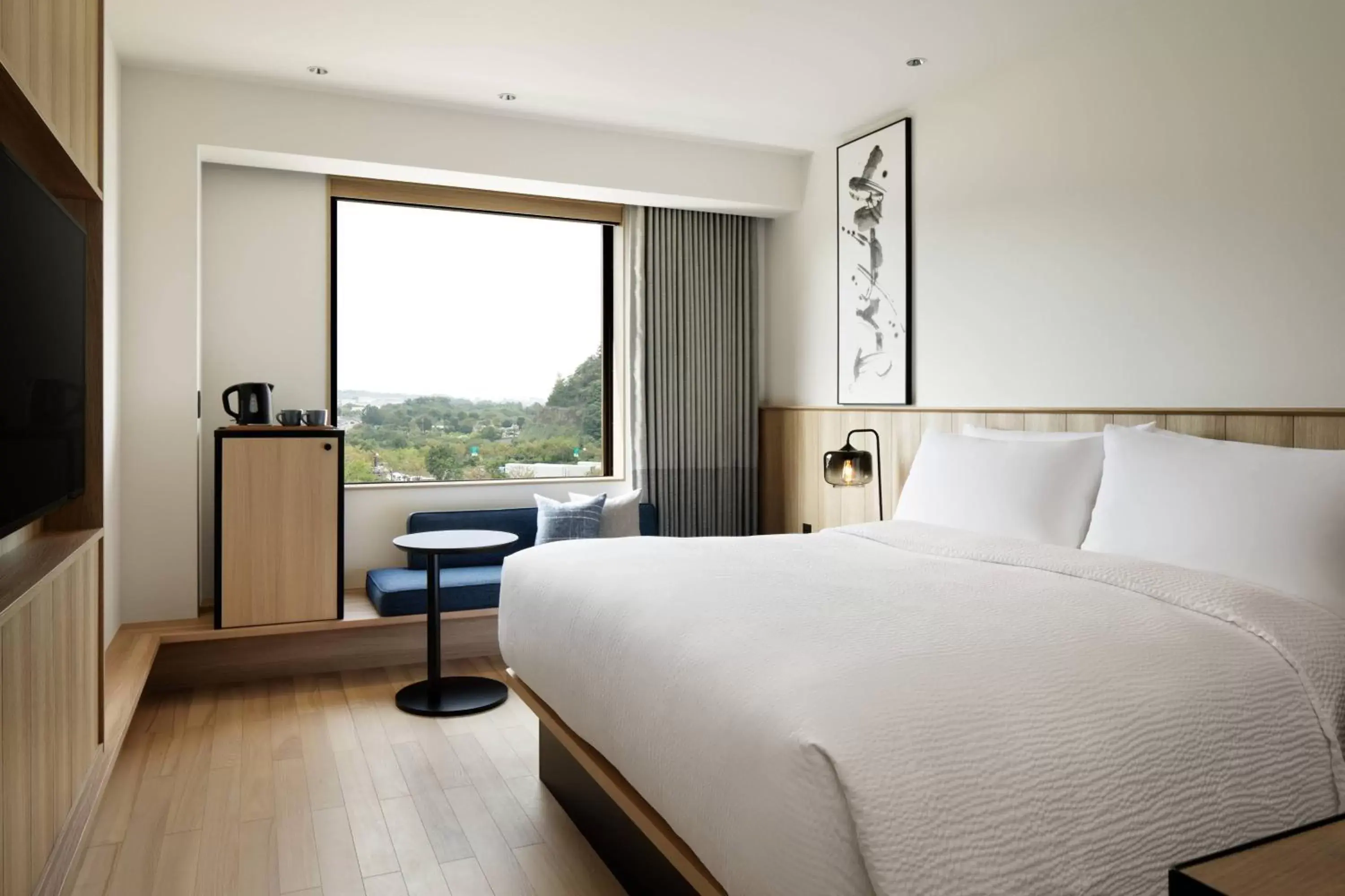 Photo of the whole room, Bed in Fairfield by Marriott Gifu Seiryu Satoyama Park