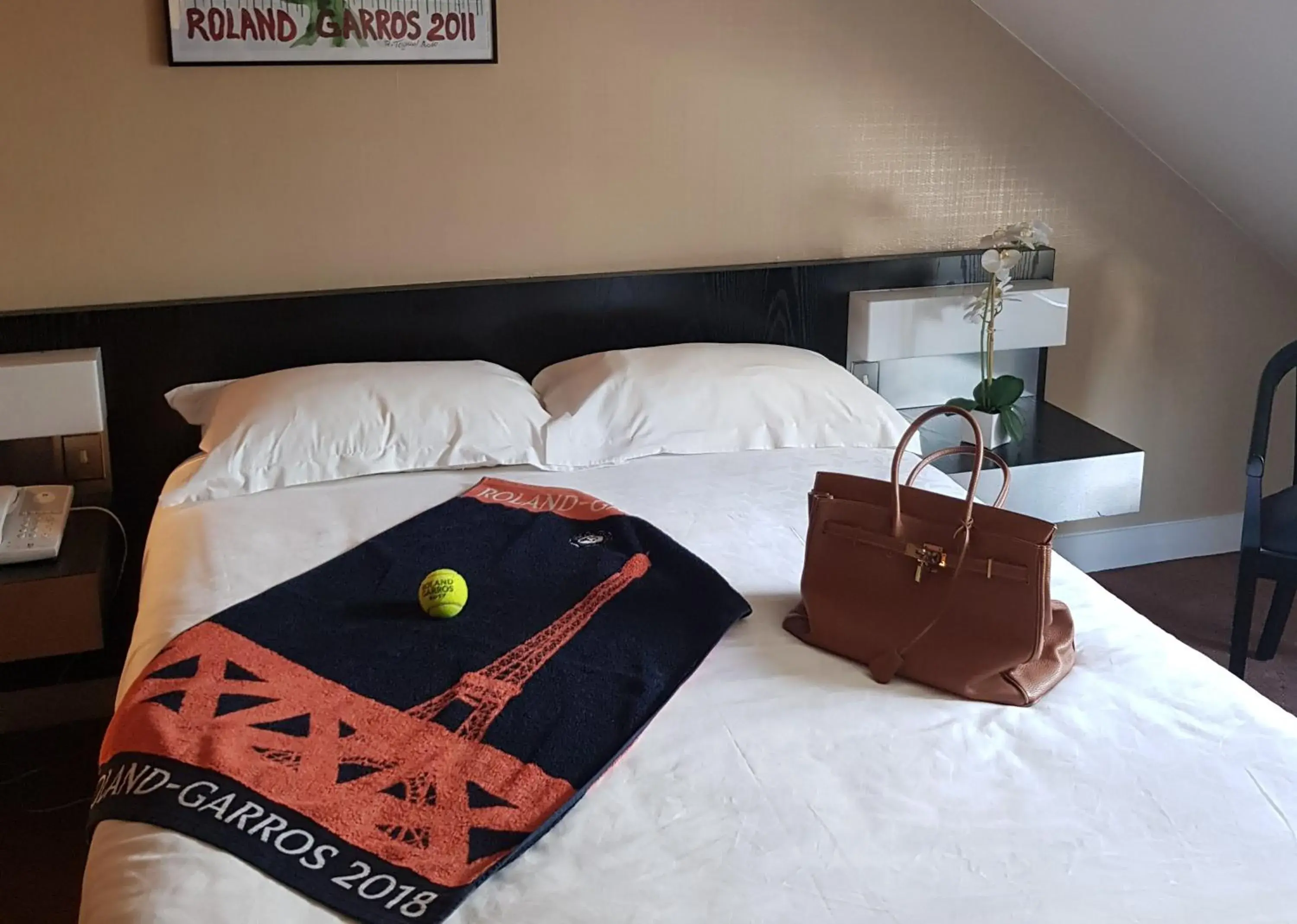 Bedroom in HOTEL ALISON