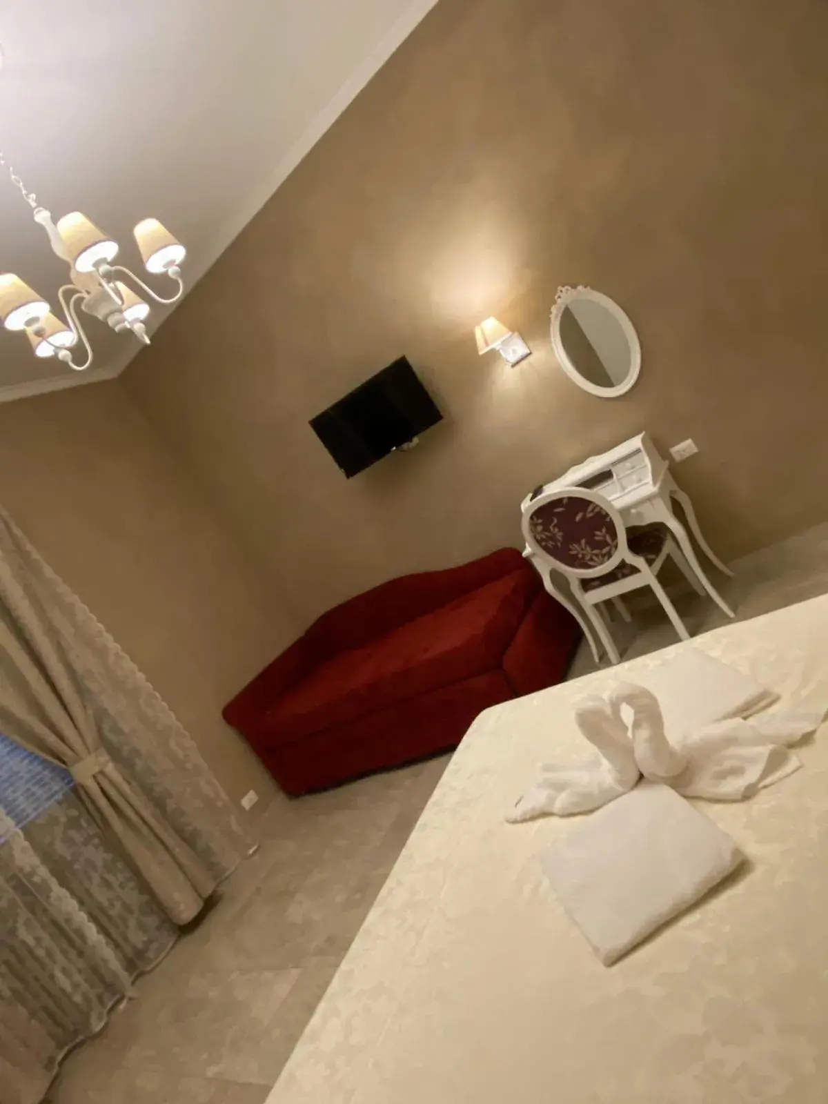 Photo of the whole room, Bed in Boutique Hotel Calais Milano