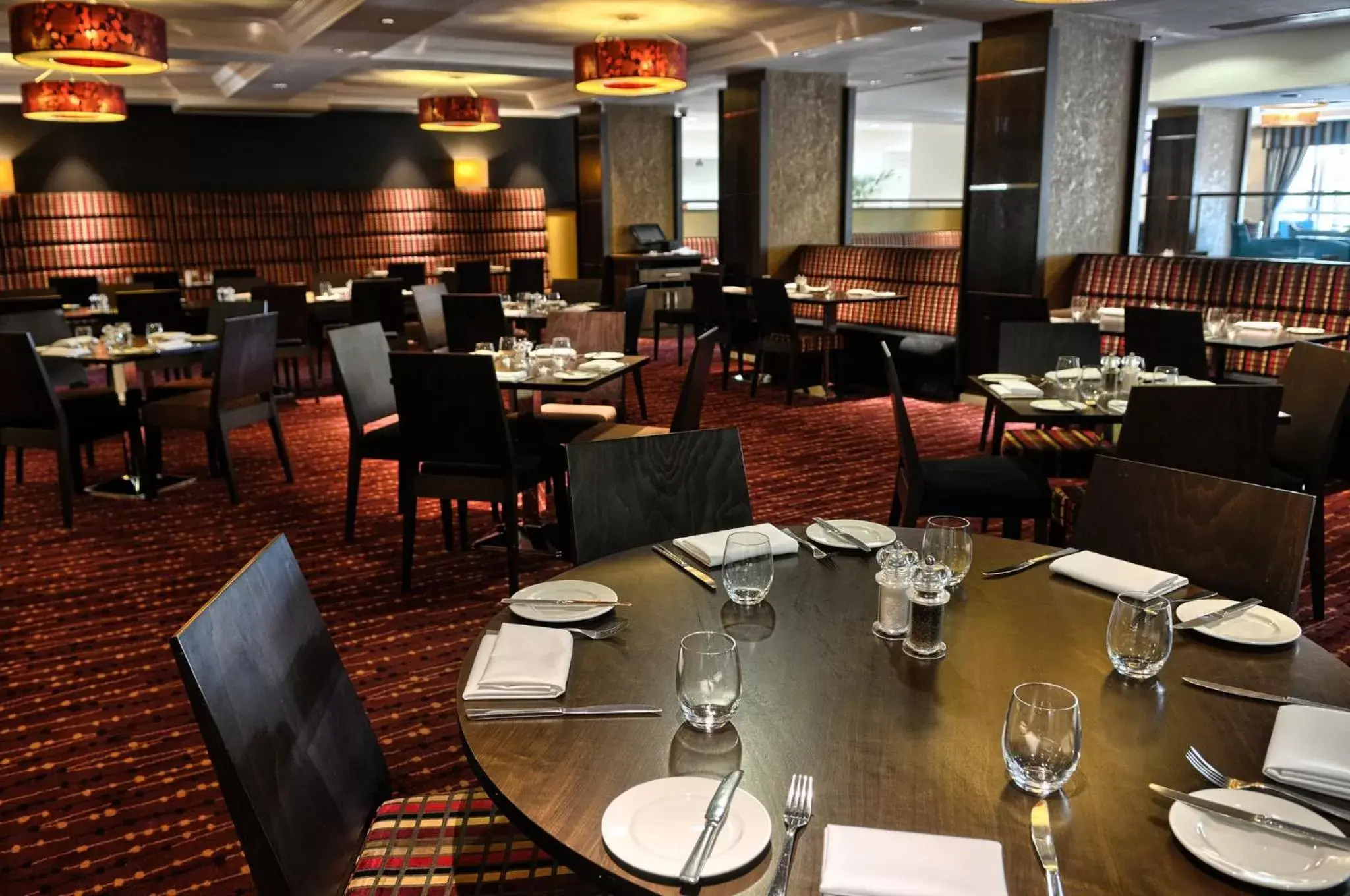 Restaurant/Places to Eat in Holiday Inn London Gatwick - Worth, an IHG Hotel
