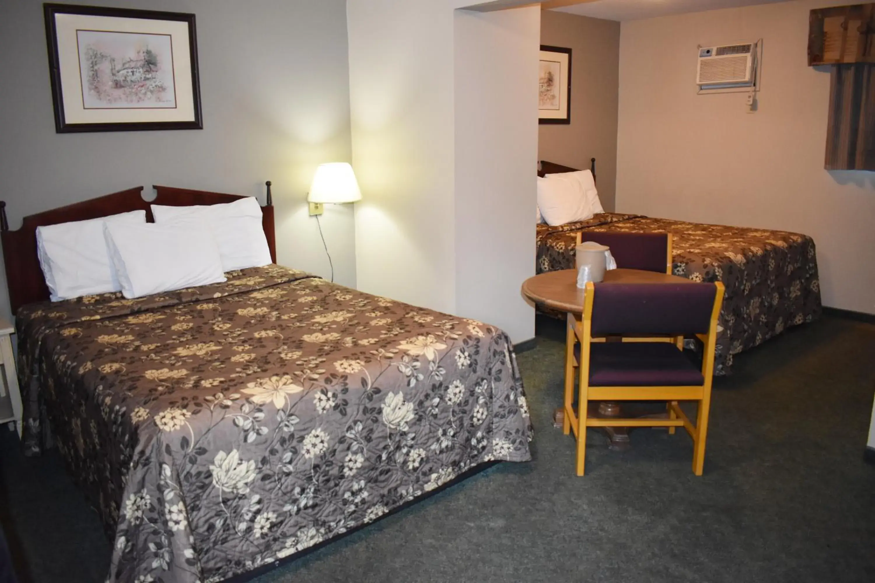 Bedroom, Bed in Hope Inn and Suites
