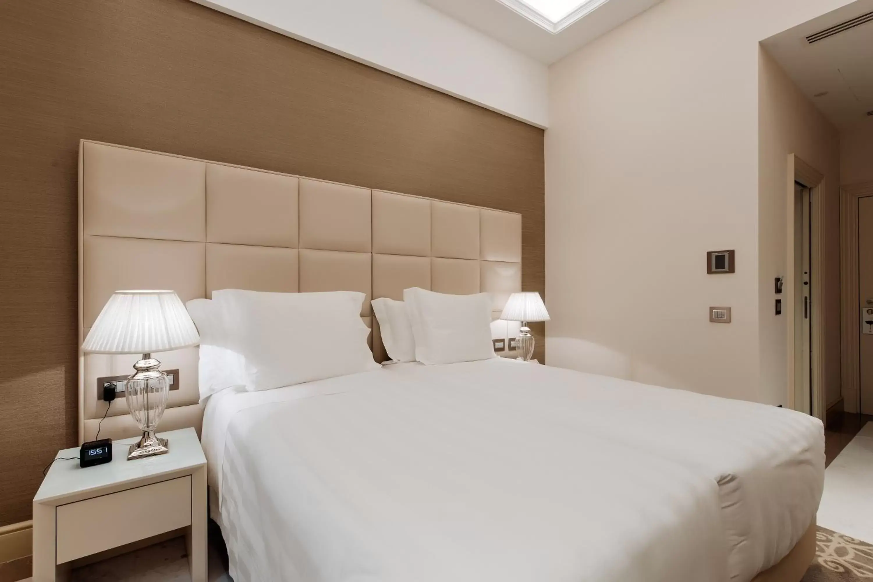 Bed in Aleph Rome Hotel, Curio Collection By Hilton