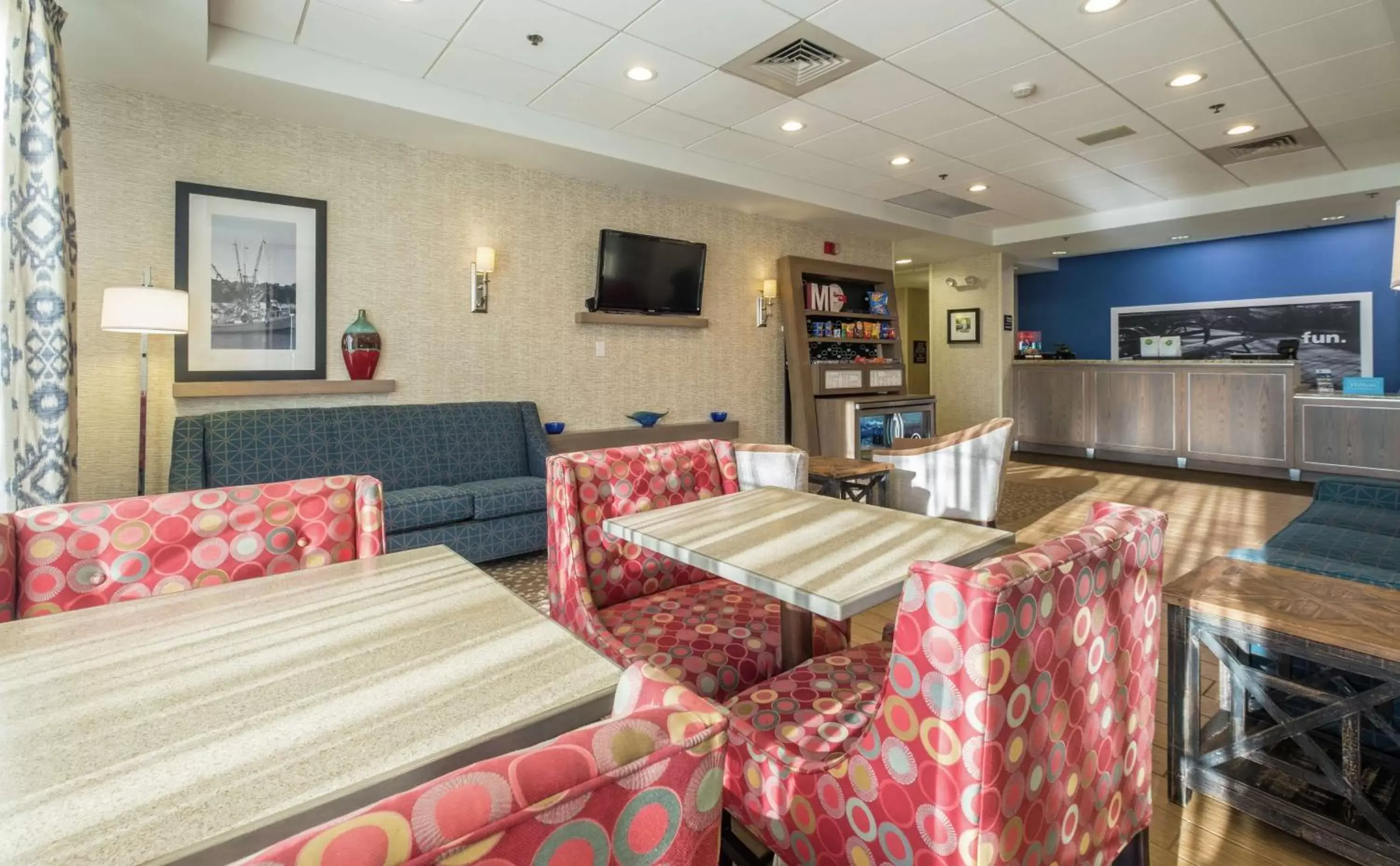 Lobby or reception in Hampton Inn Freeport/Brunswick