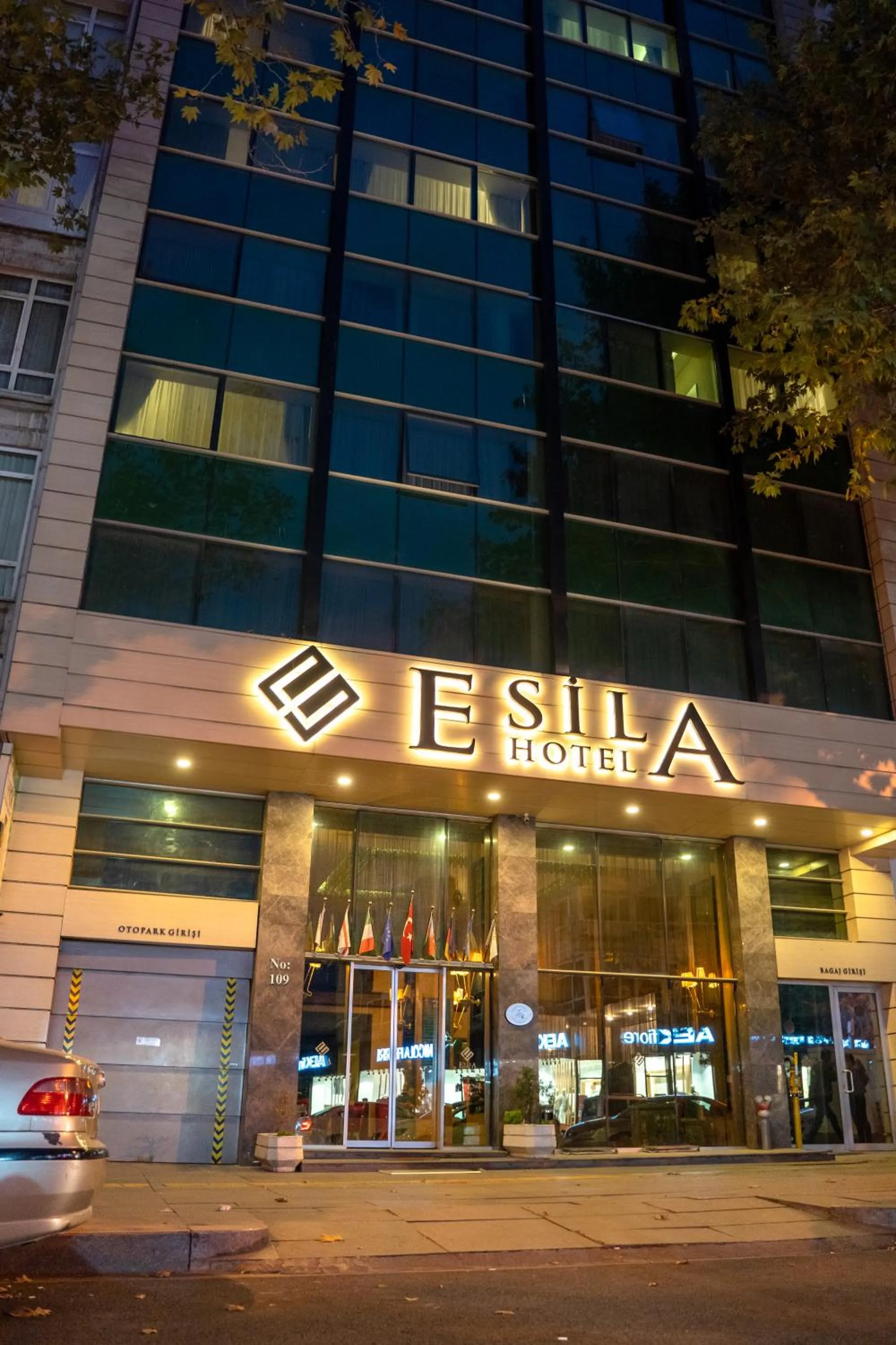 Facade/entrance in Esila Hotel
