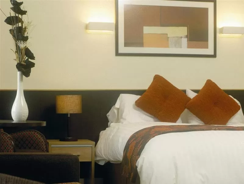 Bed in Strangford Arms Hotel