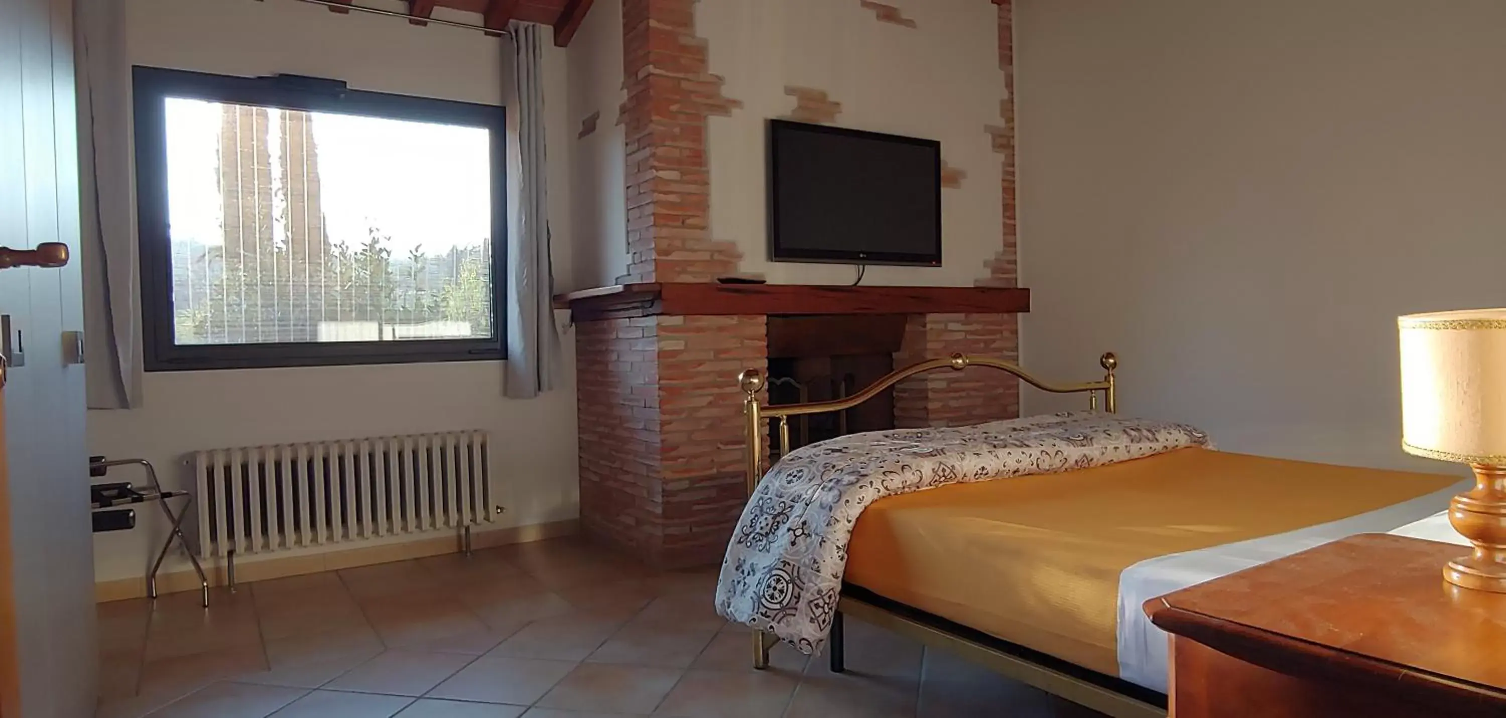 Bedroom, Bed in Torrebianca Tuscany