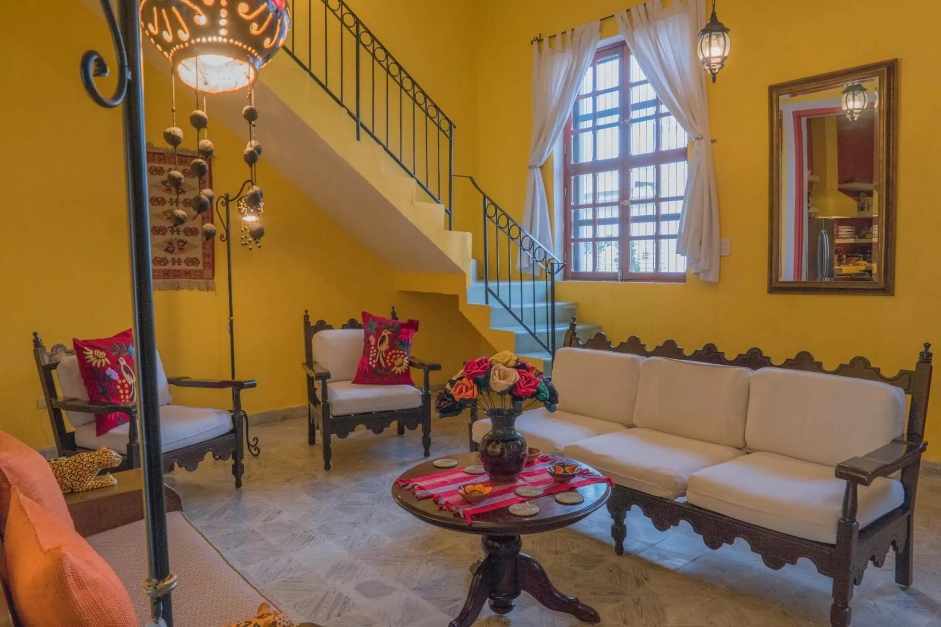 Lobby or reception, Seating Area in Casa Del Maya Bed & Breakfast