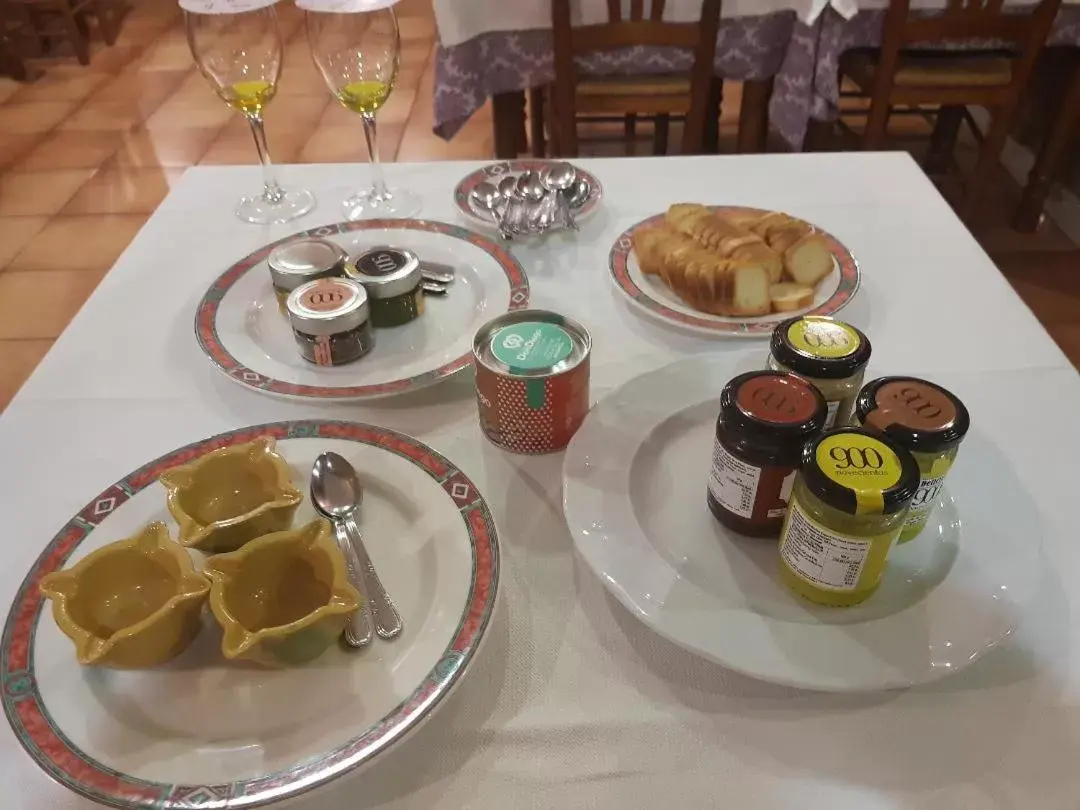 Meals in Hotel Casa Marchena