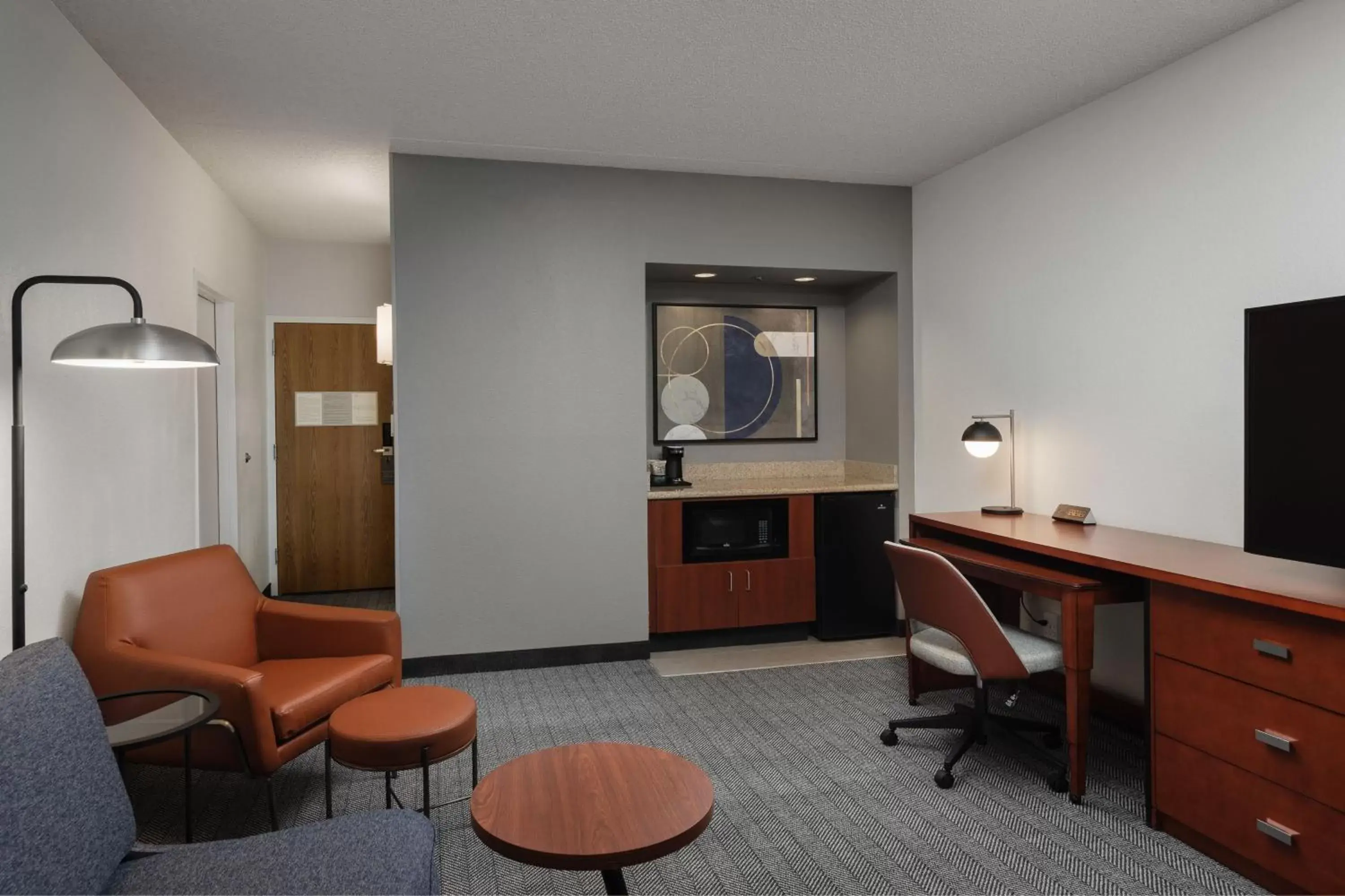 Living room, Seating Area in Courtyard by Marriott Denver Central Park