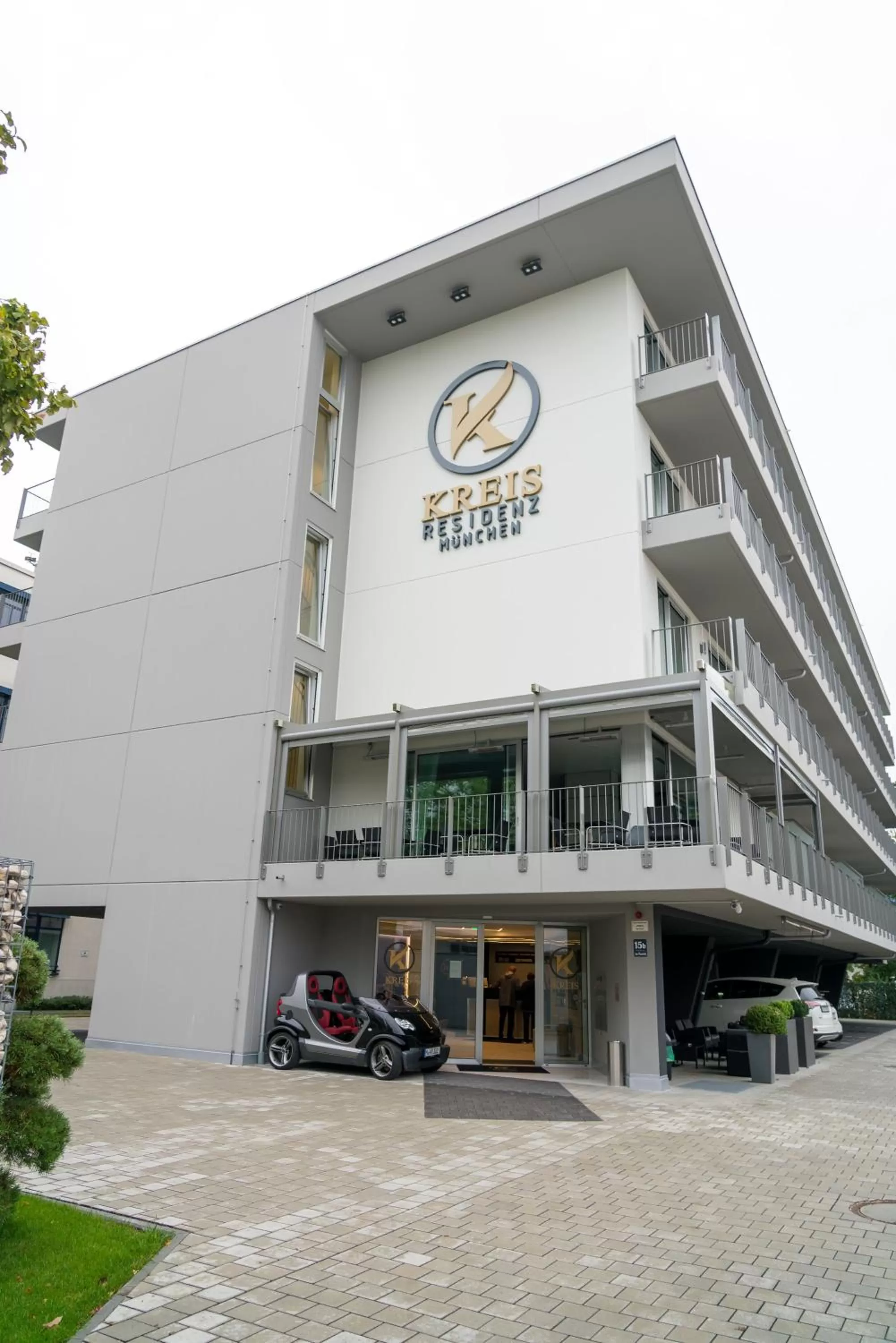 Property building in Hotel Kreis Residenz München