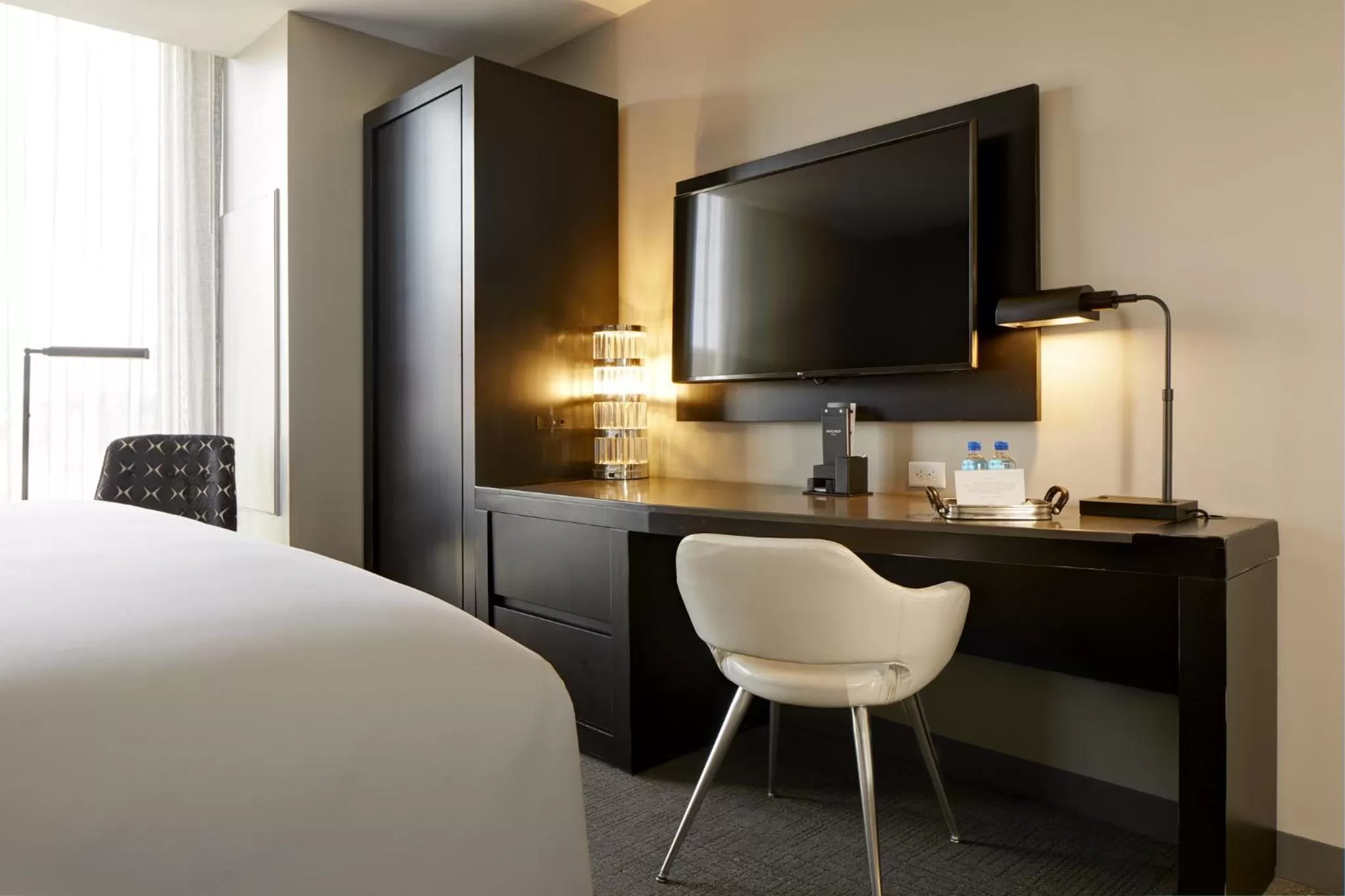 Classic King Mobility-Accessible Guest Room With Roll-in Shower in Archer Hotel Boston/Burlington