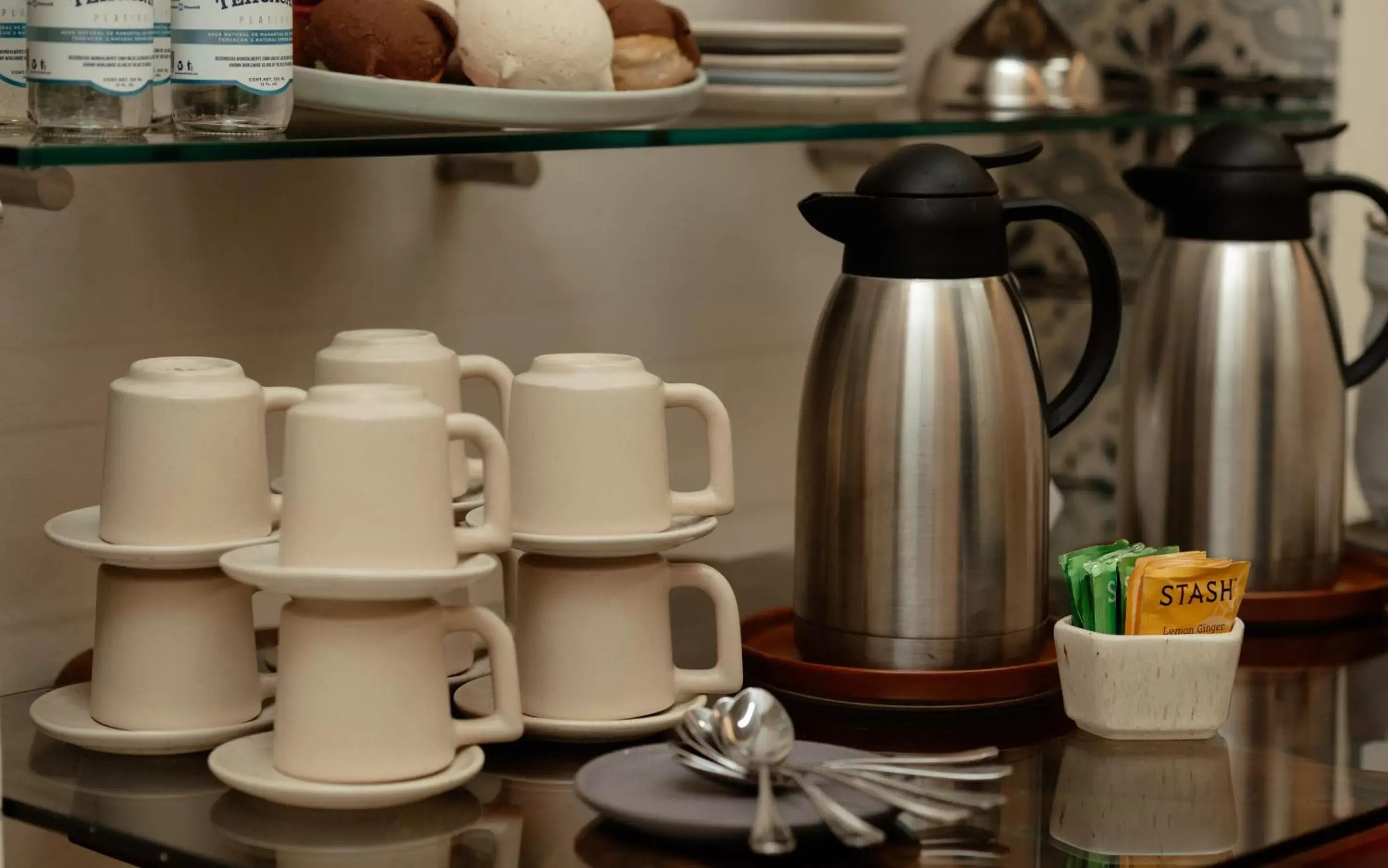 Meeting/conference room, Coffee/Tea Facilities in Casa Azulai Puebla Hotel Boutique