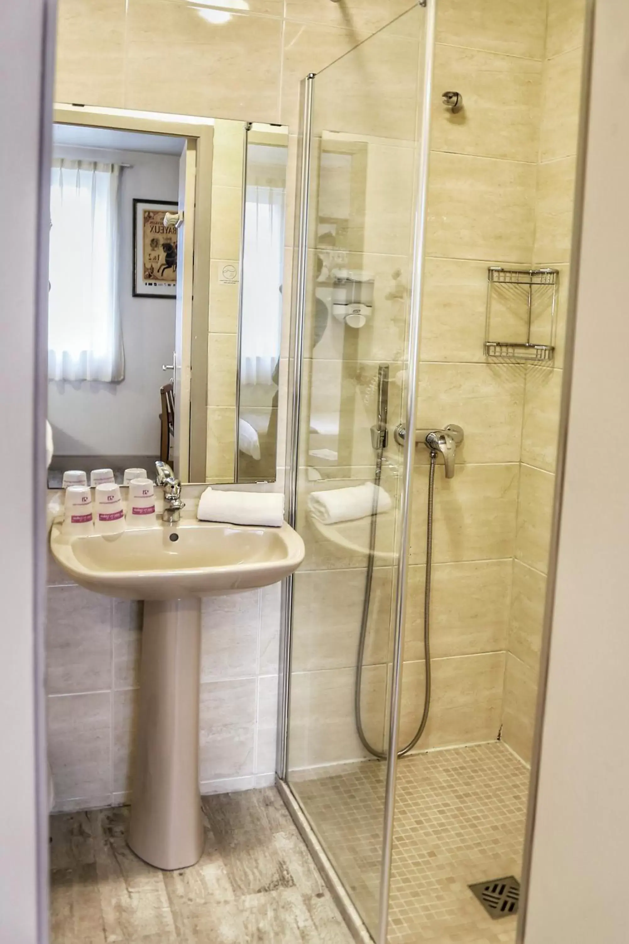 Shower, Bathroom in Hôtel Le Bayeux