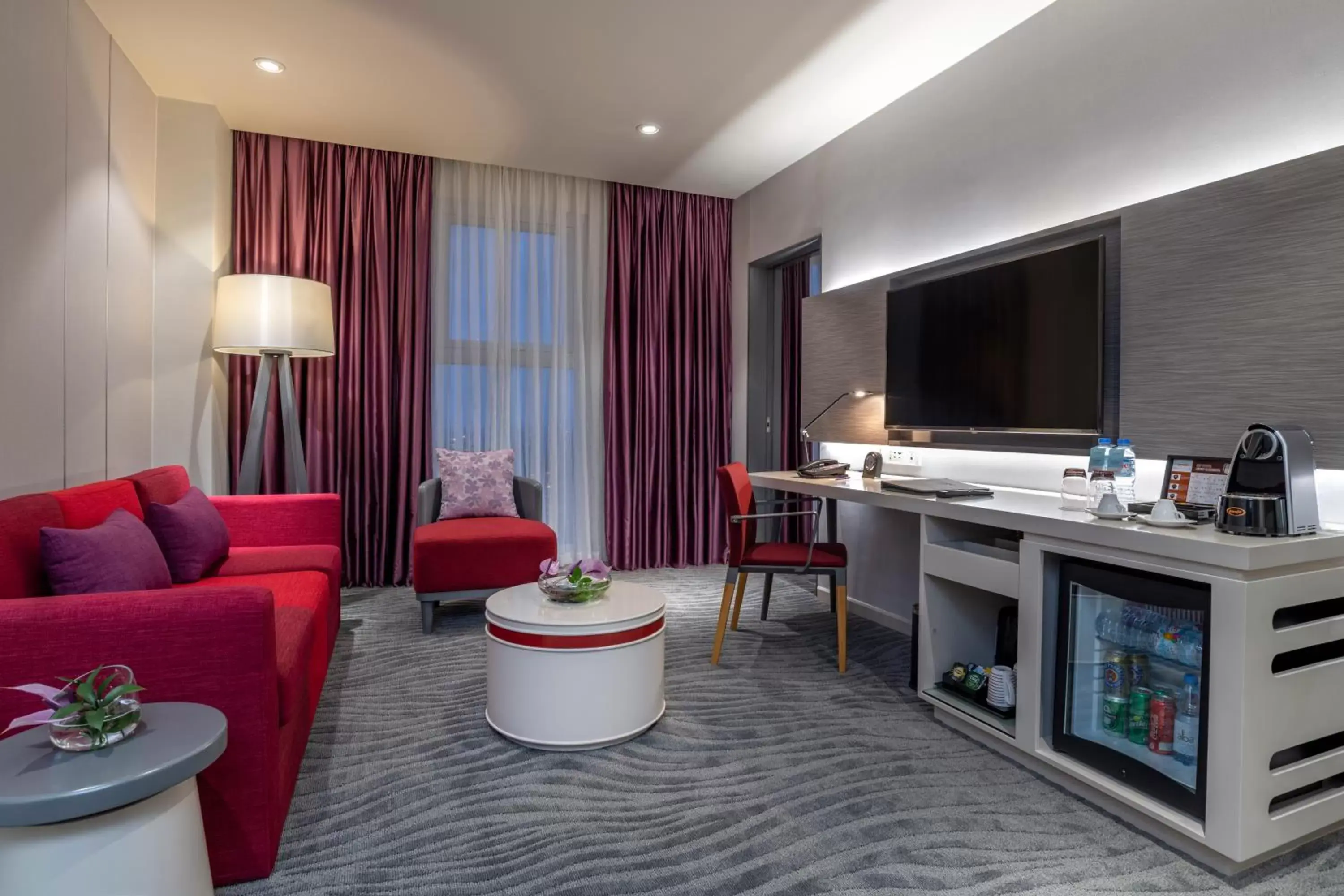 Living room, TV/Entertainment Center in Mercure Hai Phong